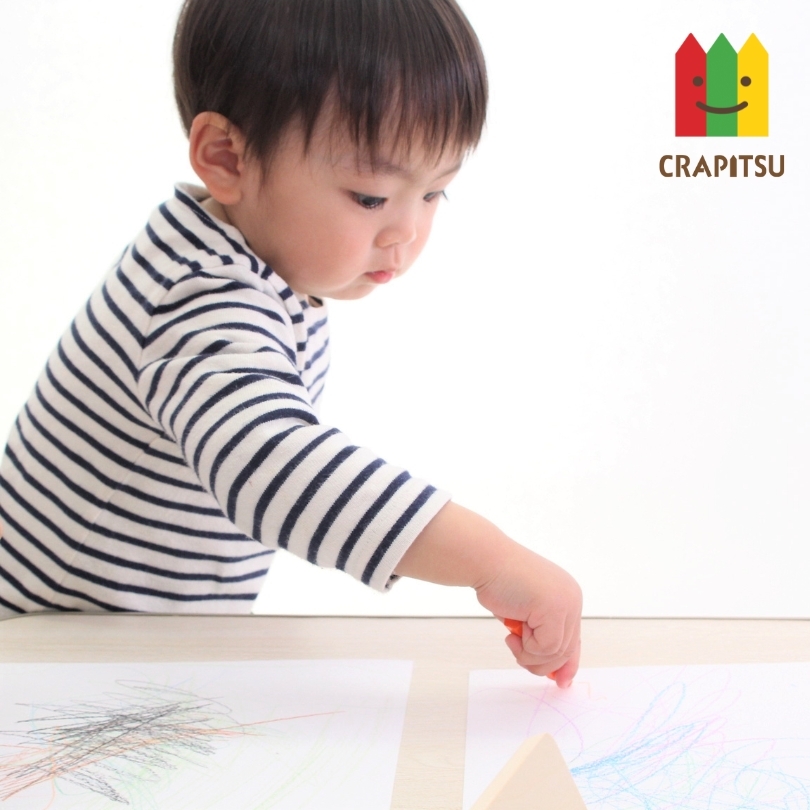 日本 くれぴつ Crapitsu 蜂巢蠟筆 【紙盒 , 12入裝】