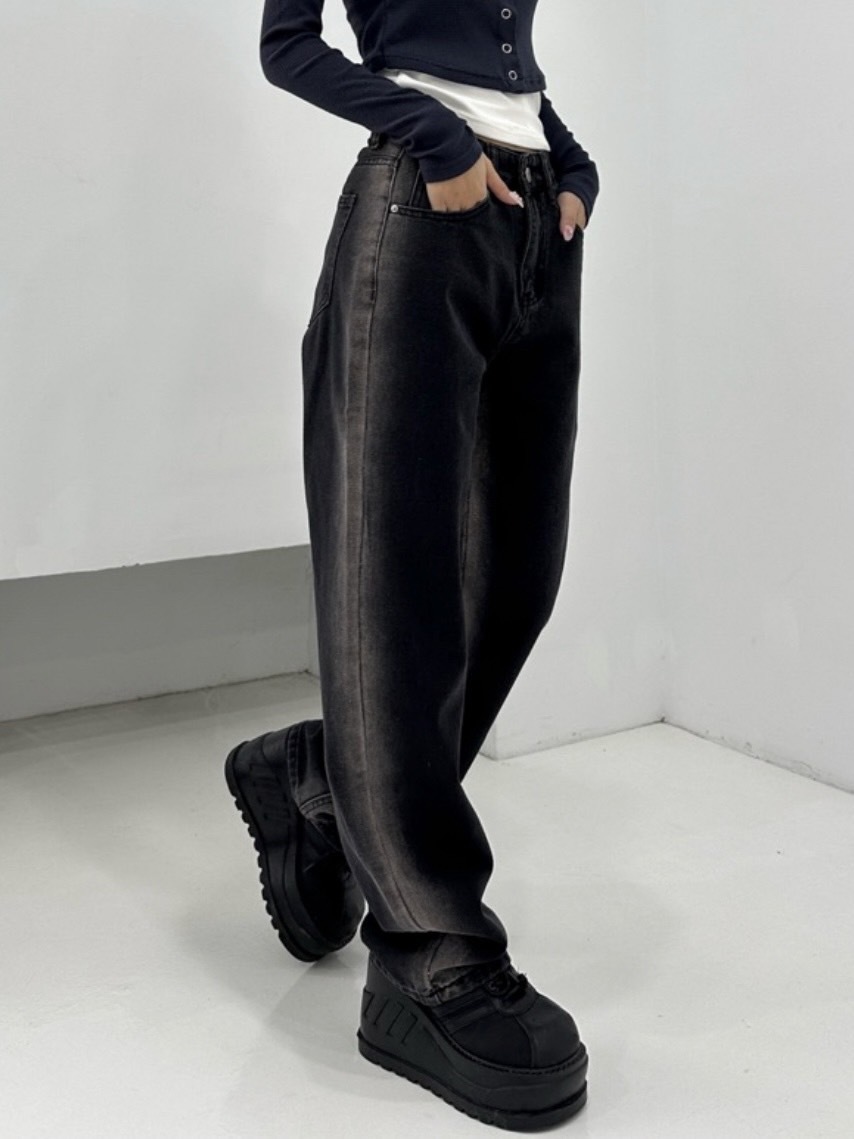 年末出清✧˖°. 側邊漸層刷色直筒牛仔褲