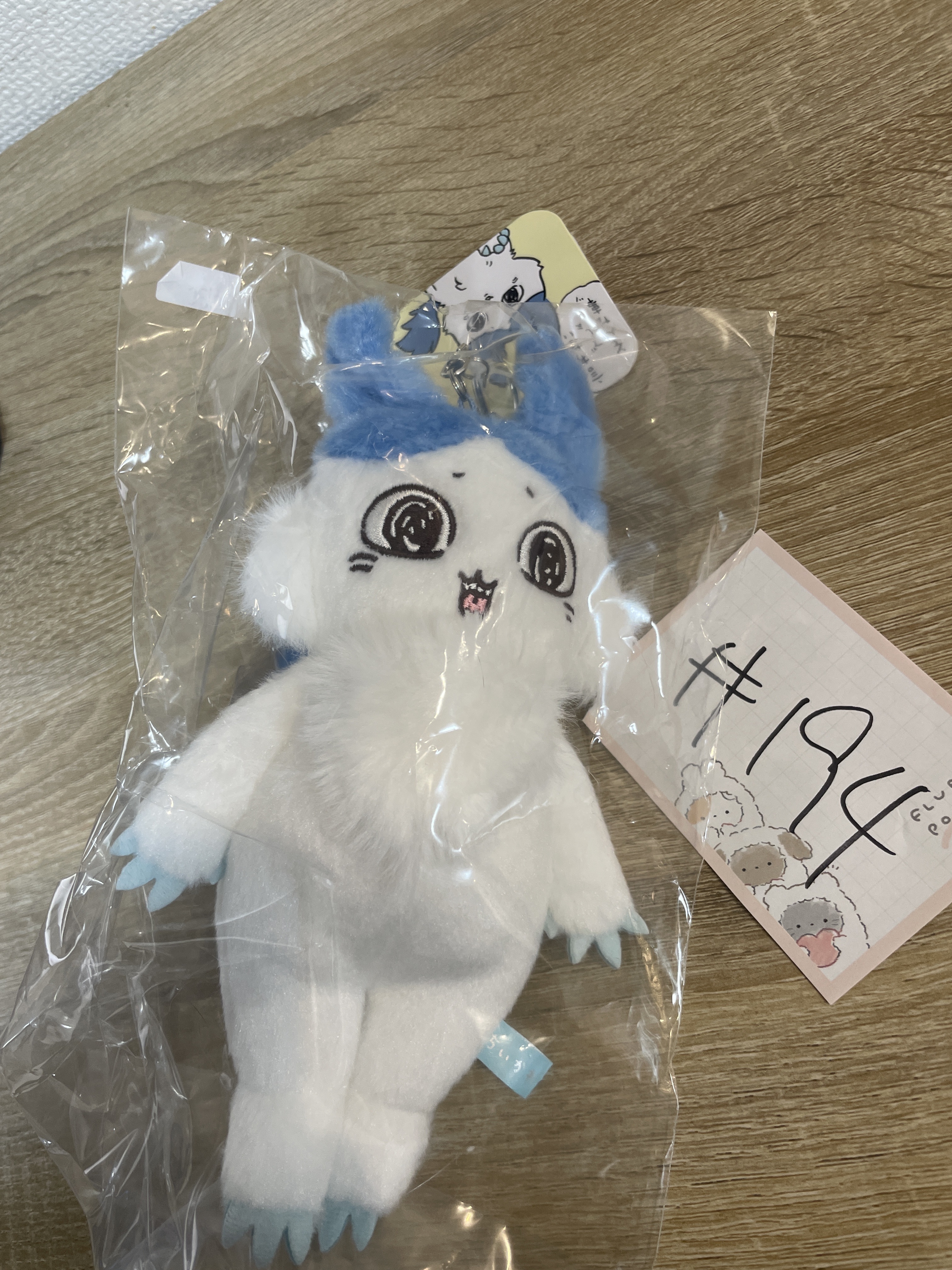 CHIIKAWA 八字貓 公仔#194