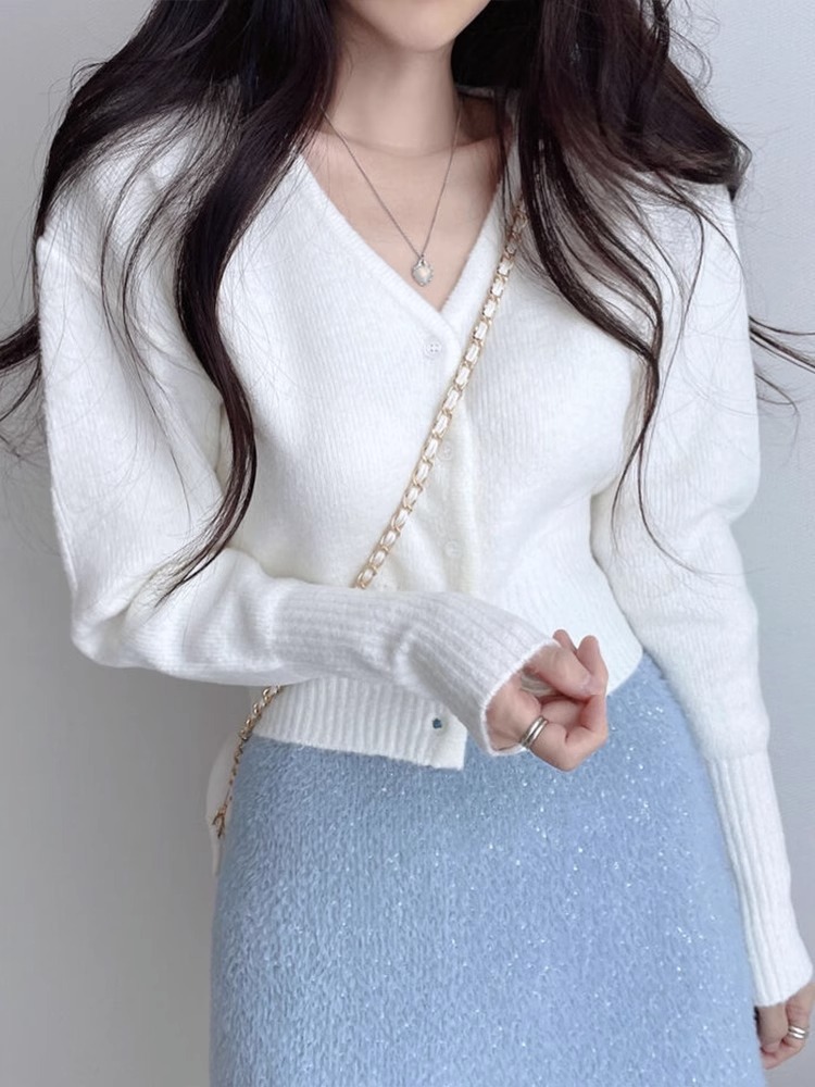 Korean-Style Short Knit Cardigan