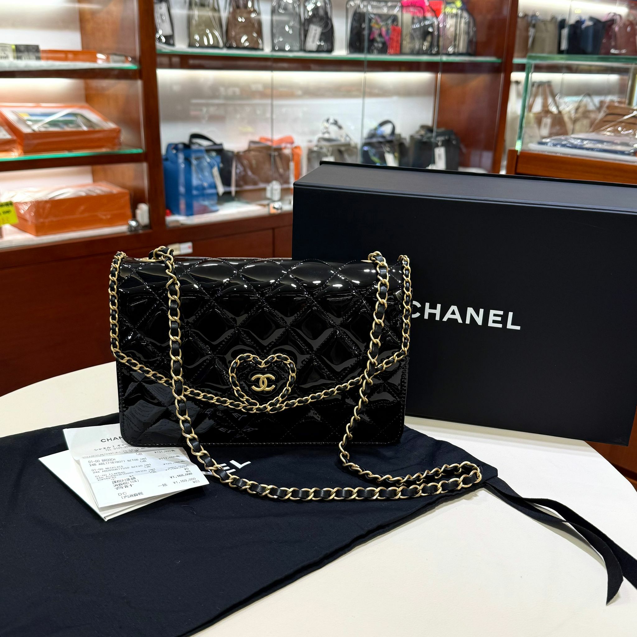 全新CHANEL單肩包 AS4900 黑色亮面爱心金鏈#BRAND NEW #香榭站正品