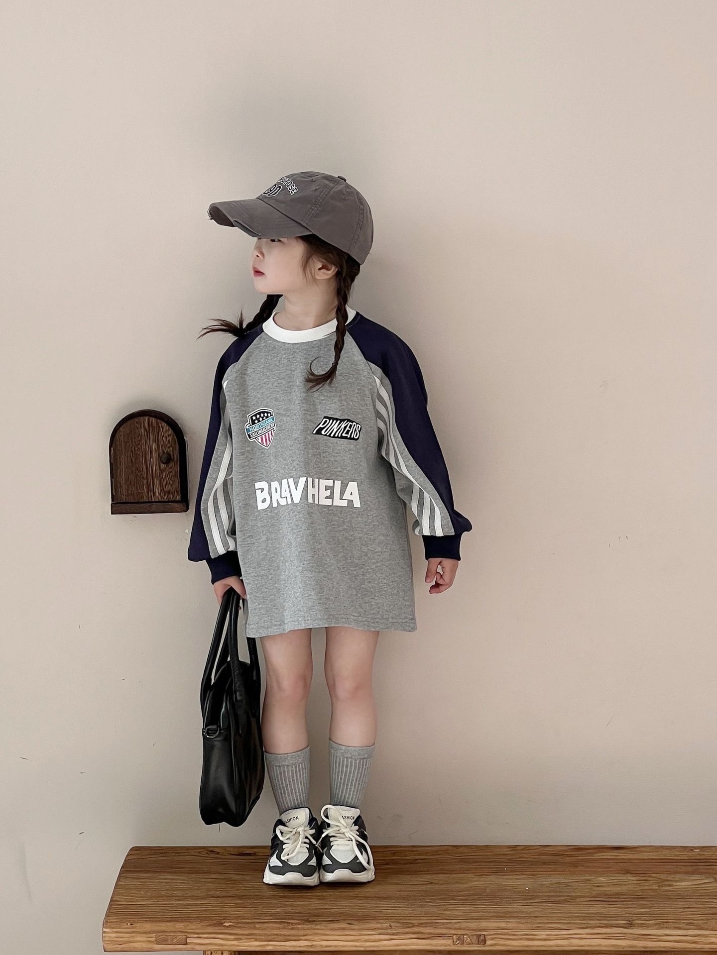 寬鬆撞色圓領條紋長上衣