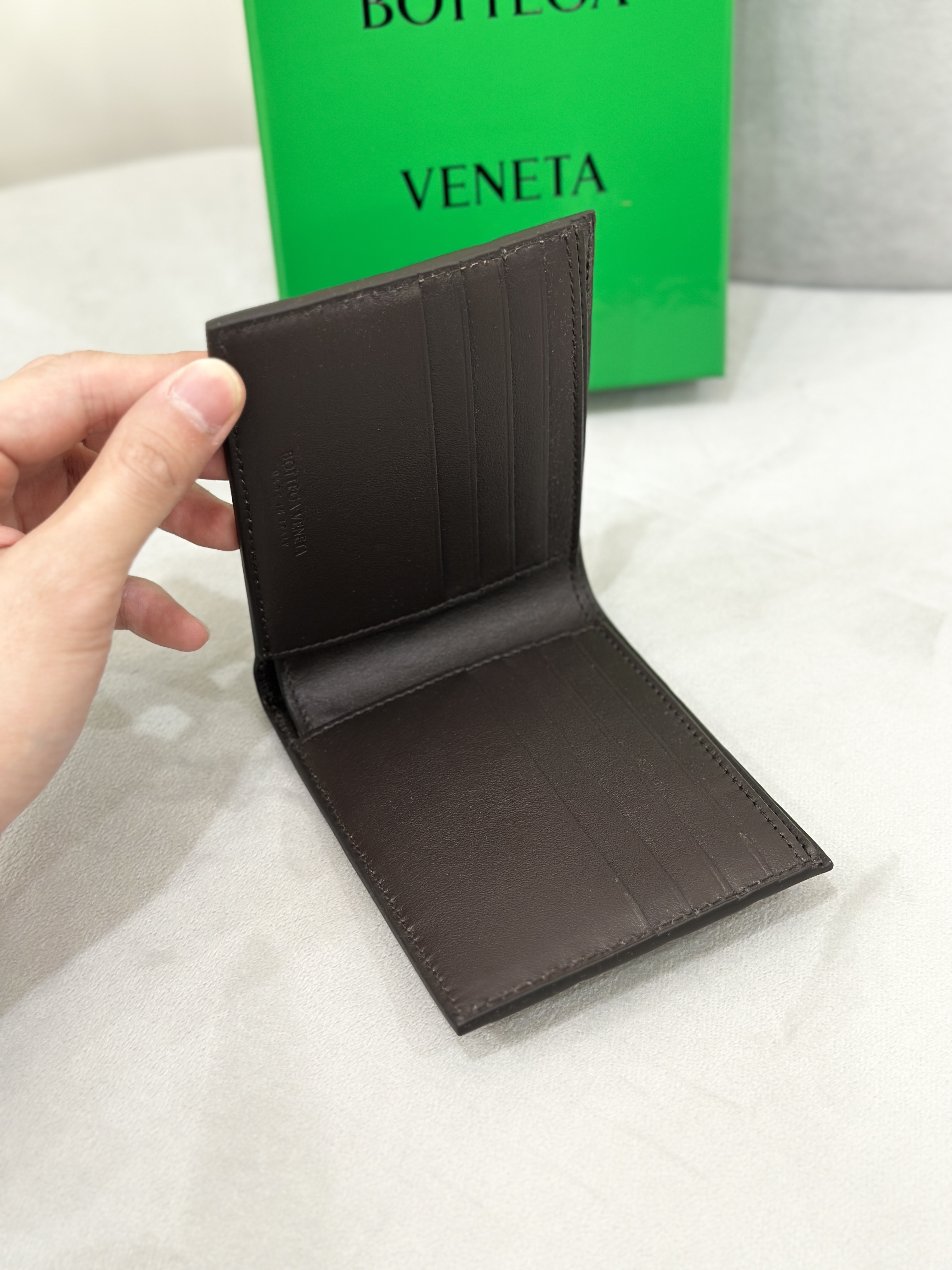 BV Bi-fold Wallet