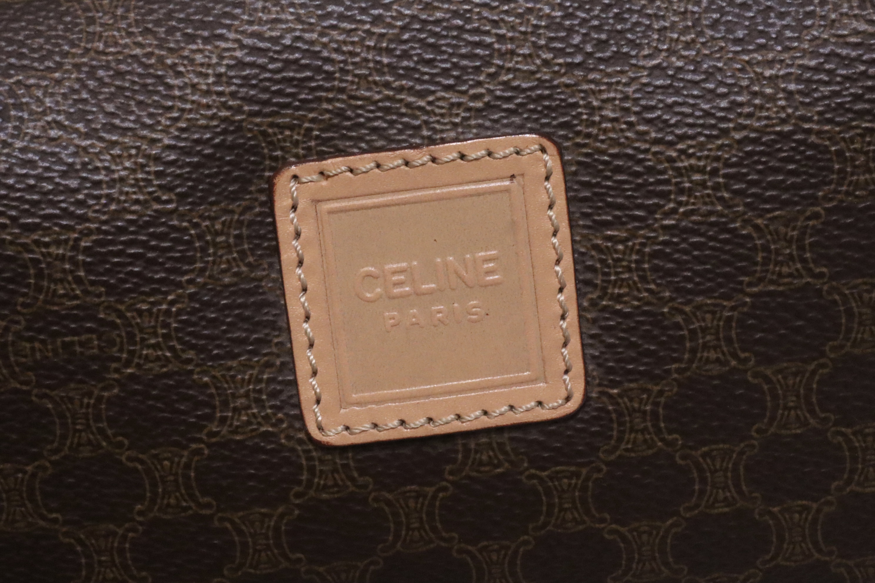 Celine pouch 啡色mini 方型Logo🤎 特別版