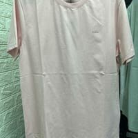 [S] GUESS SMALL EMBOSSED LOGO S/S T-SHIRT,LIGHT PINK, MO2K9491-LPI [FINAL SALE] (SGU660)