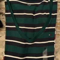 [S] TOMMY HILFIGER LADIES STRIPE V-NECK FAVORITE T-SHIRT,DARK GREEN, 76J5263-302 (STH903)