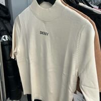 [S] DKNY MOCK NECK LOGO SWEATER,EGGNOG/BLK, DJ4R0451-A9Z (SD1206)