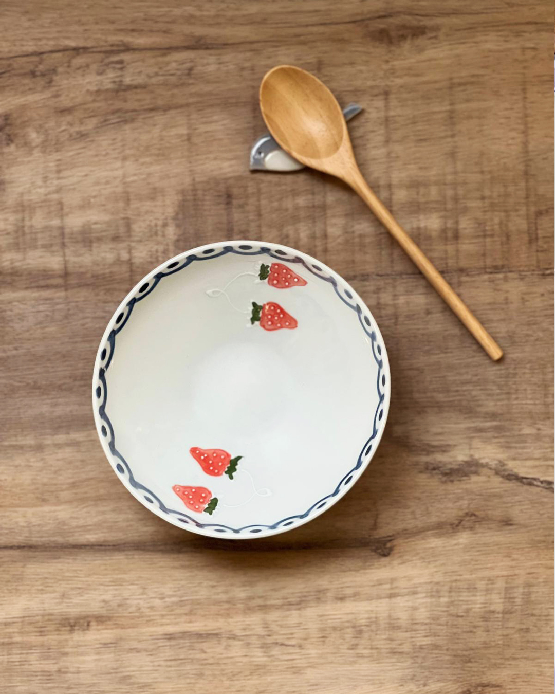 有田燒 手繪草莓圓碗｜伊萬里燒