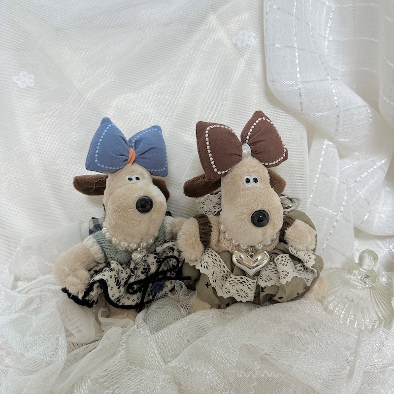 《01270》毛衣與裙裙+項鍊款掌門狗吊飾