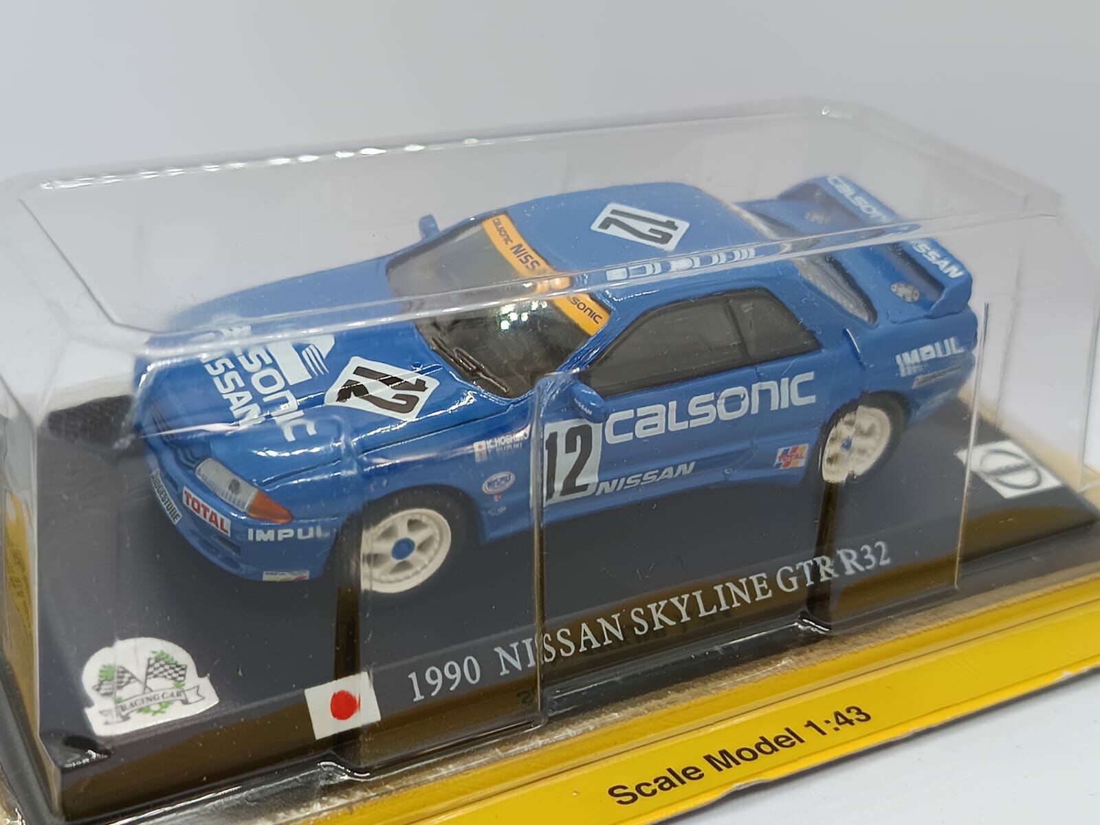 IXO 1/43 NISSAN SKYLINE GTR R32 CALSONIC #12
