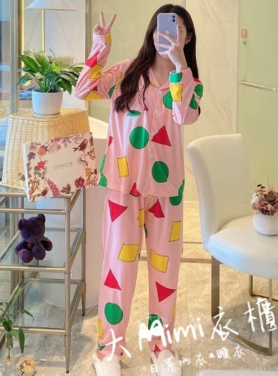 蠟筆小新的睡衣-粉色