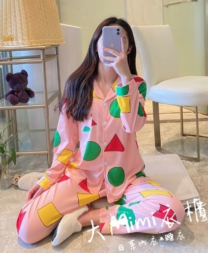 蠟筆小新的睡衣-粉色