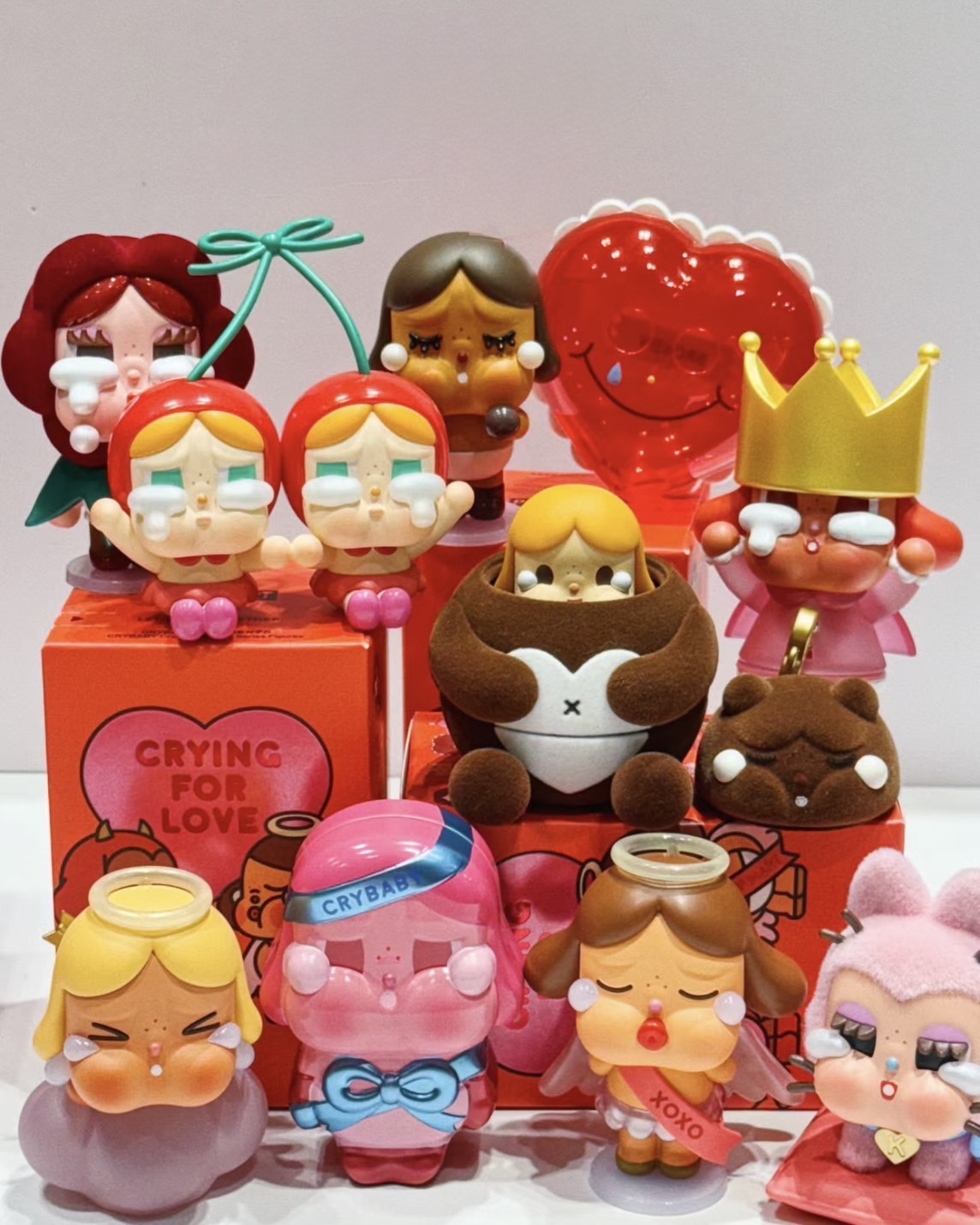 iSNEAKERS | 泡泡瑪特 CRYBABY 愛神的眼淚 哭娃 盲盒 12+2款隱藏版