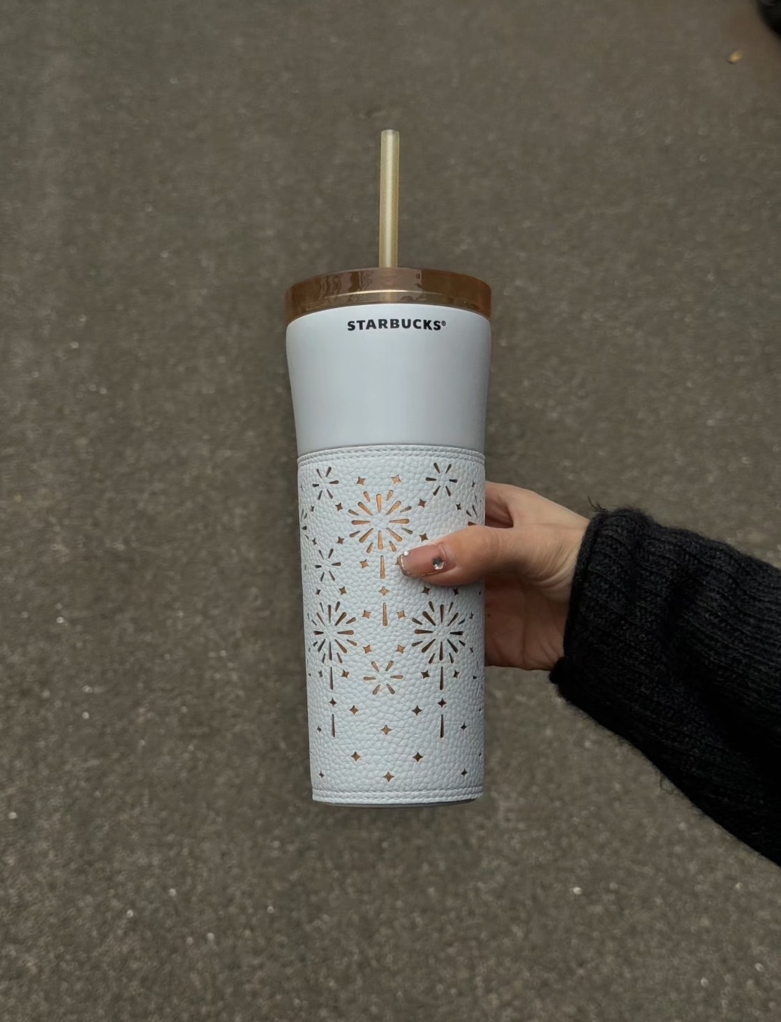 （現貨）星巴克 冬日煙火黑金系列