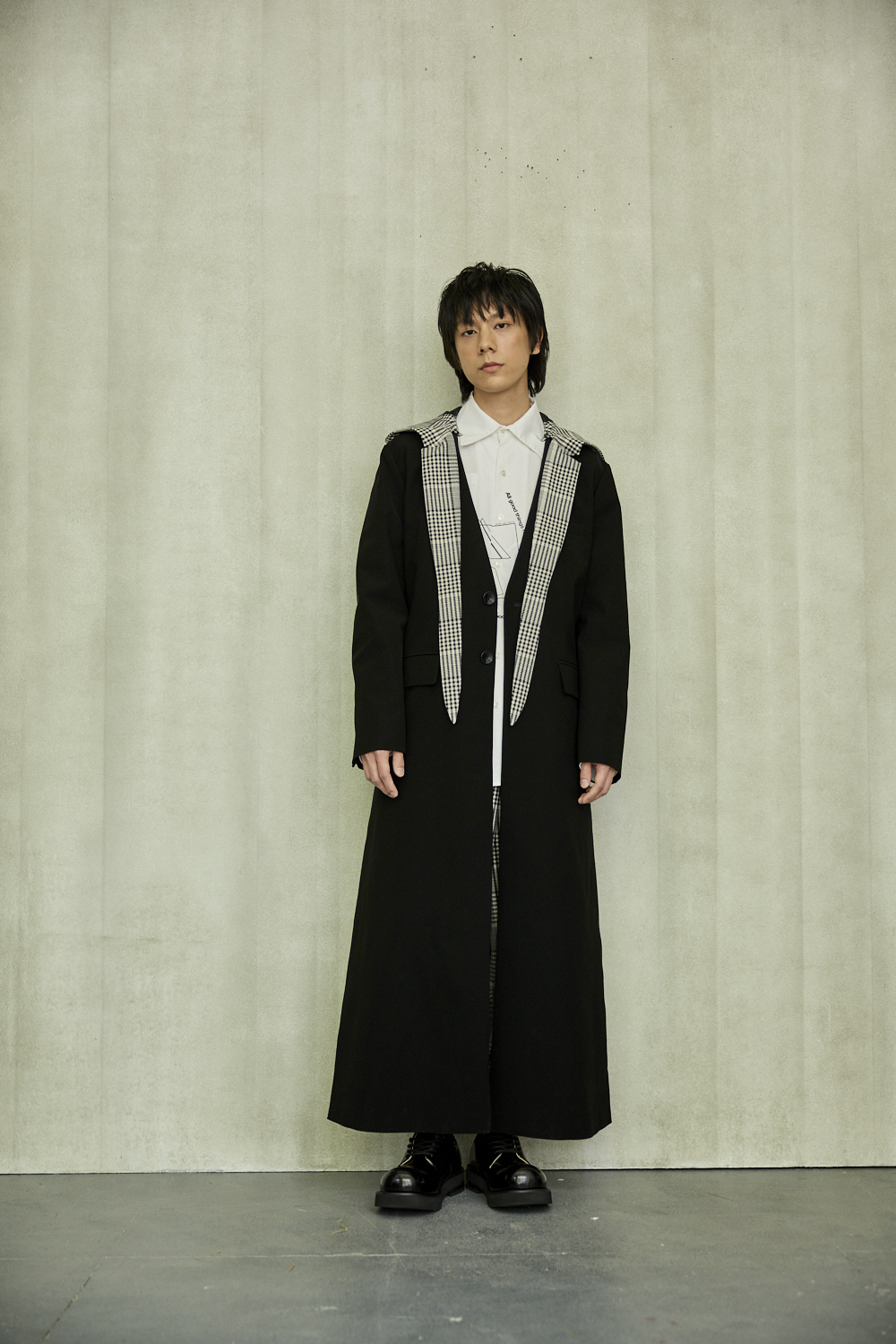 V領飾片連帽大衣