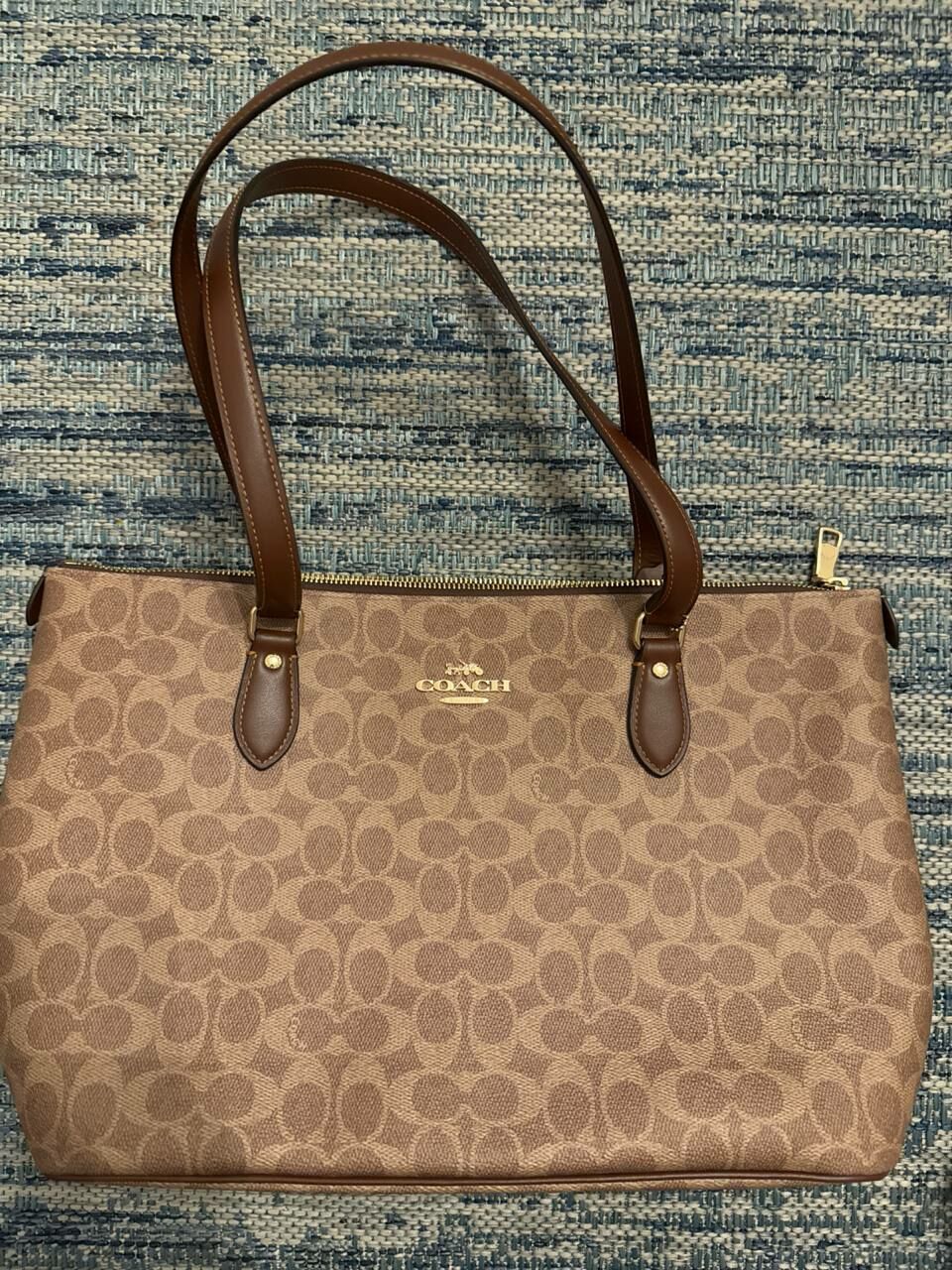 [S] COACH CW381 SIG GALLARY TOTE,IM/TAN/BROWN, 196395556465 (SCO1066)