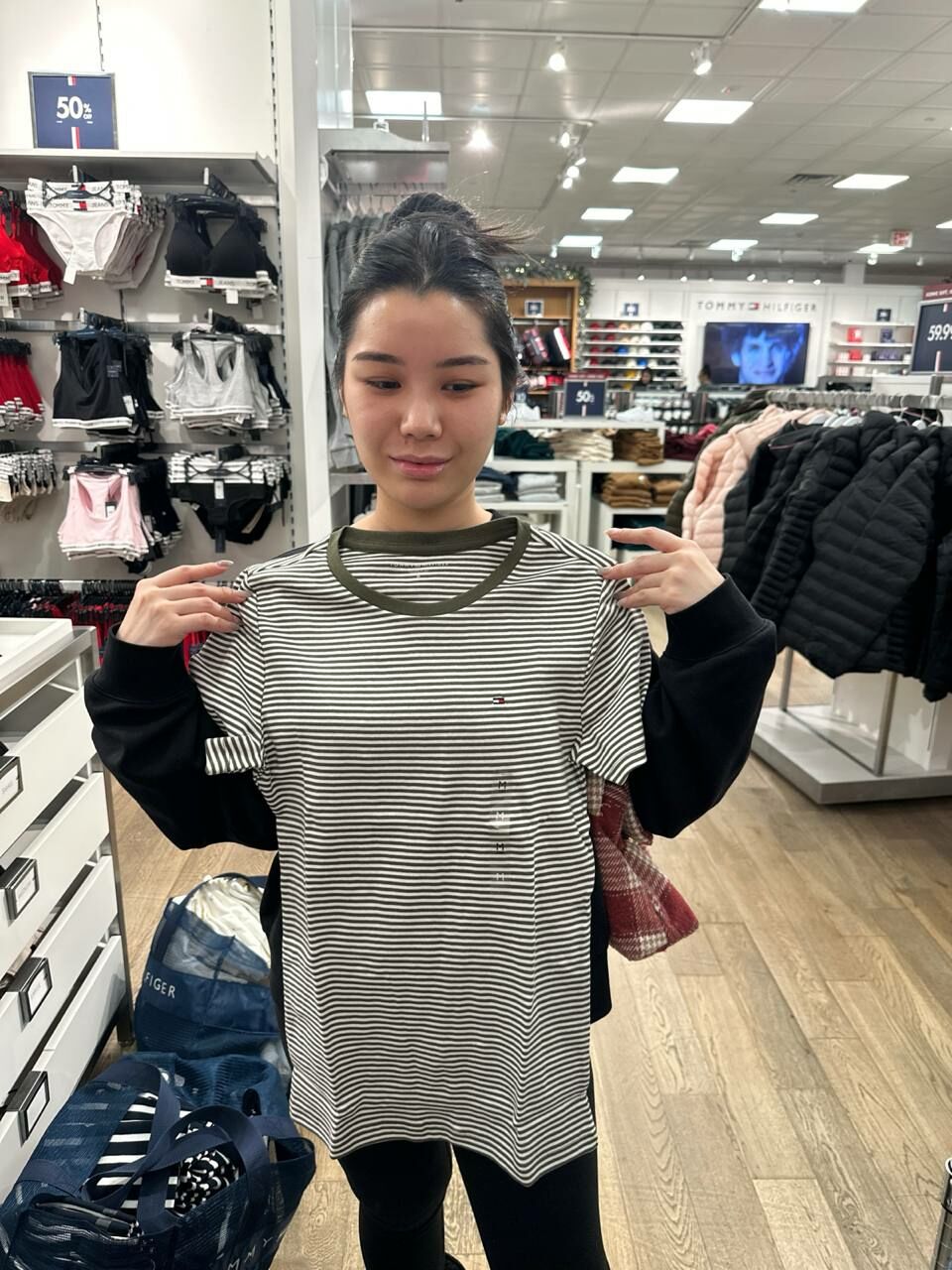 [S] TOMMY HILFIGER STRIPE CREW NECK FAVORITE T-SHIRT,ARMY GREEN, 76J5262-701 (STH940)