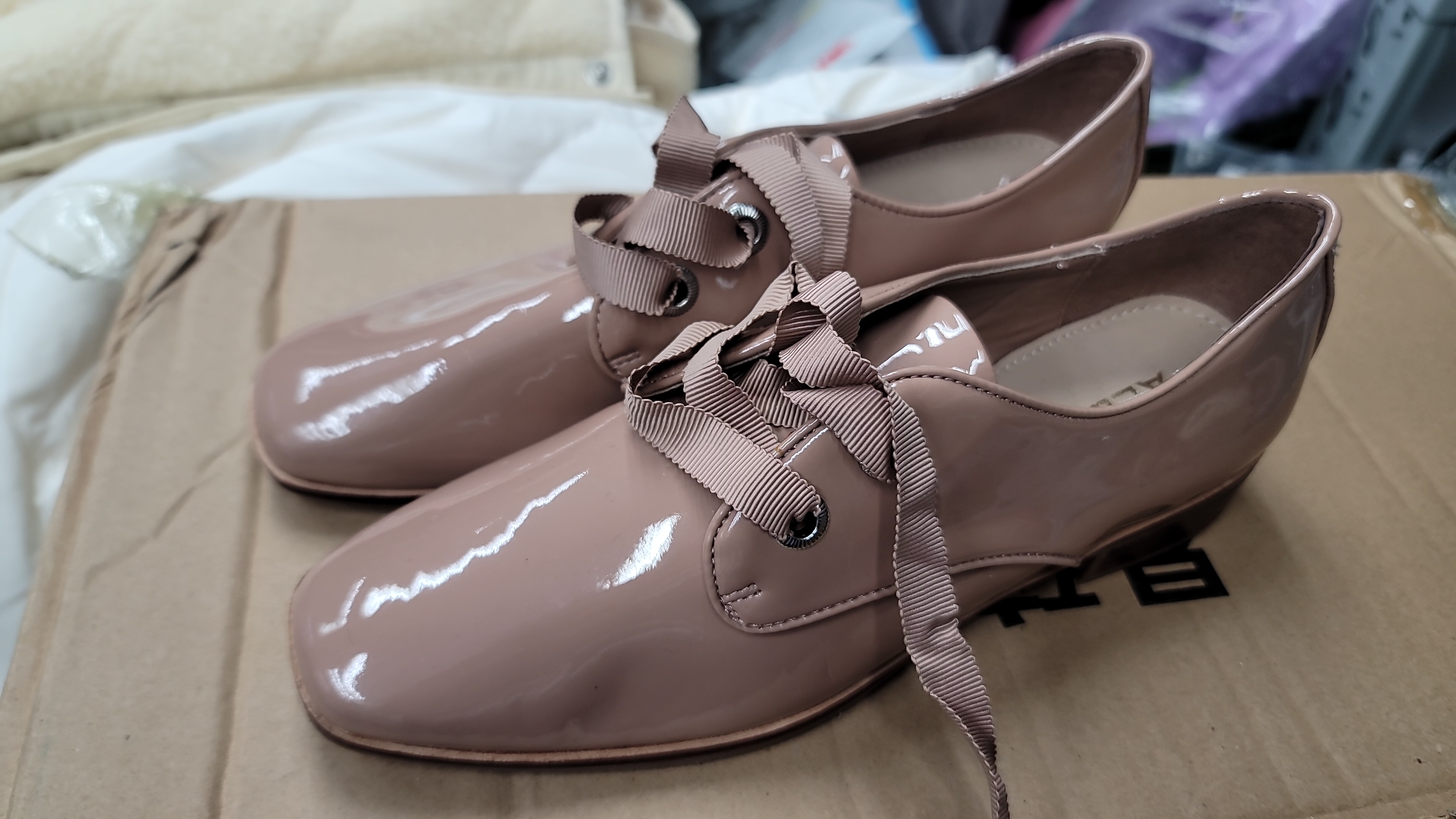 ca19543**  35碼