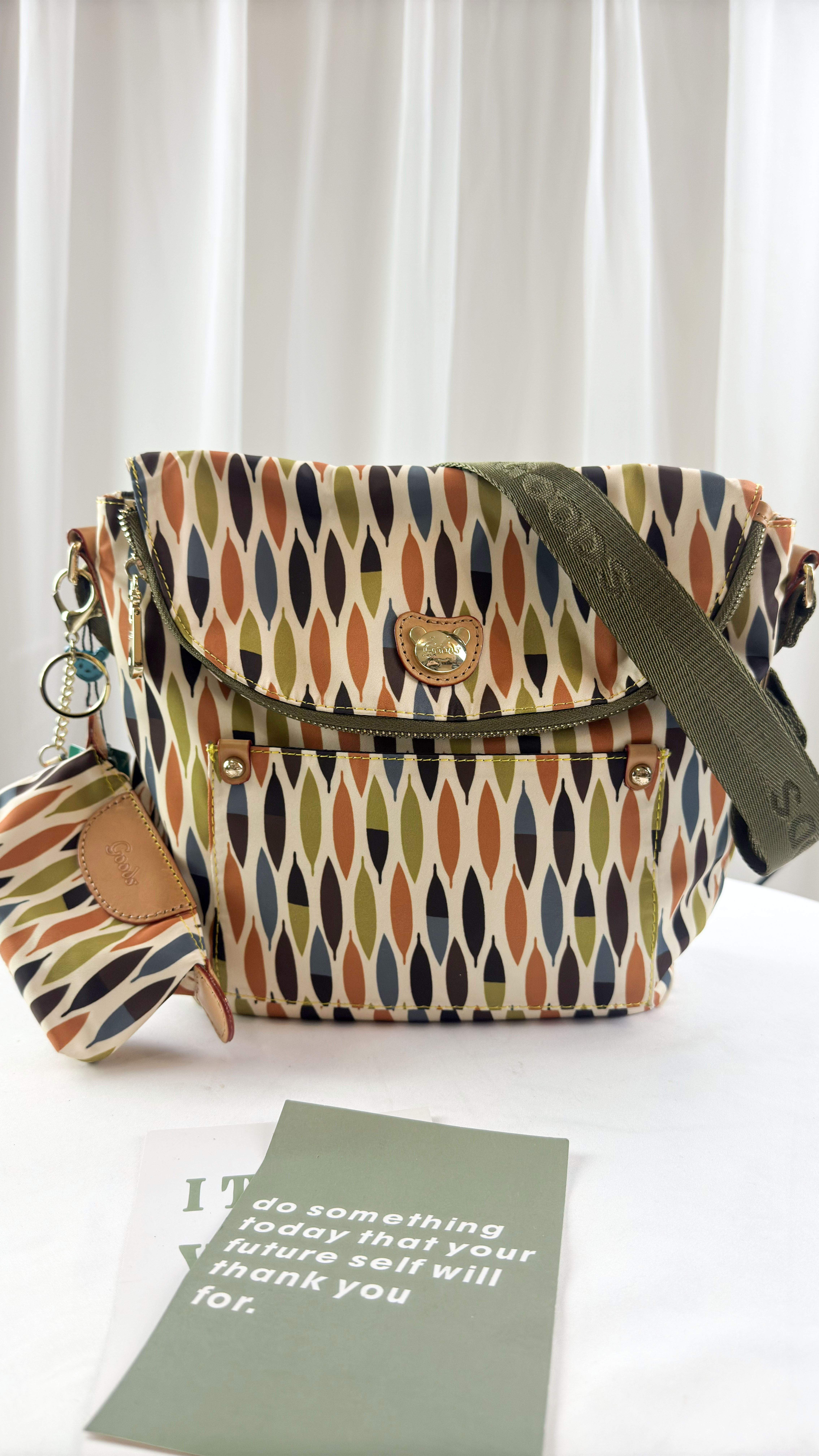 GOODS 小草拼色防潑水側背包 #2736