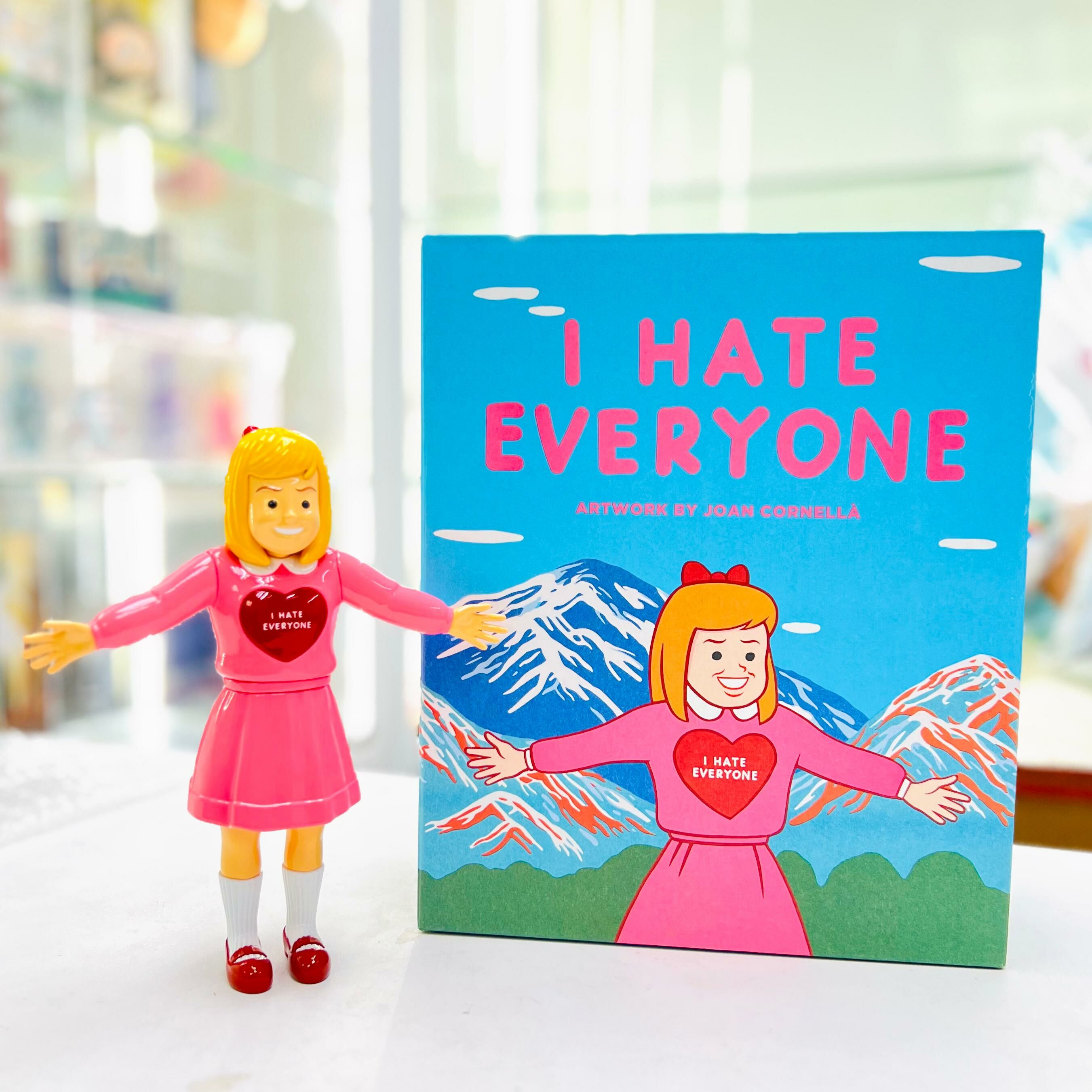 I HATE EVERYONE by Joan Cornellà (2025) : Sculpture Plastic