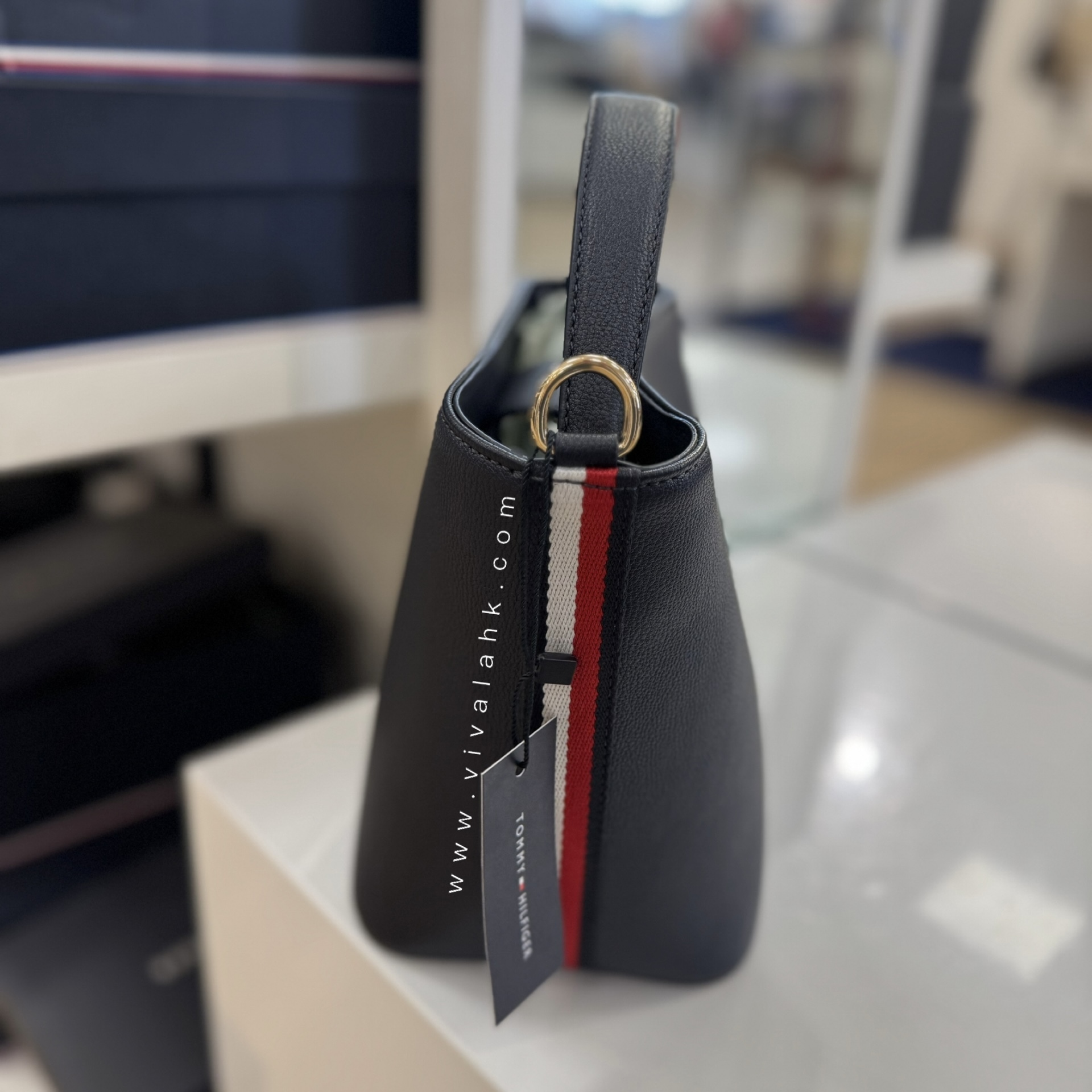 Tommy Hilfiger - 手提+斜孭 水桶袋 (69JB151)