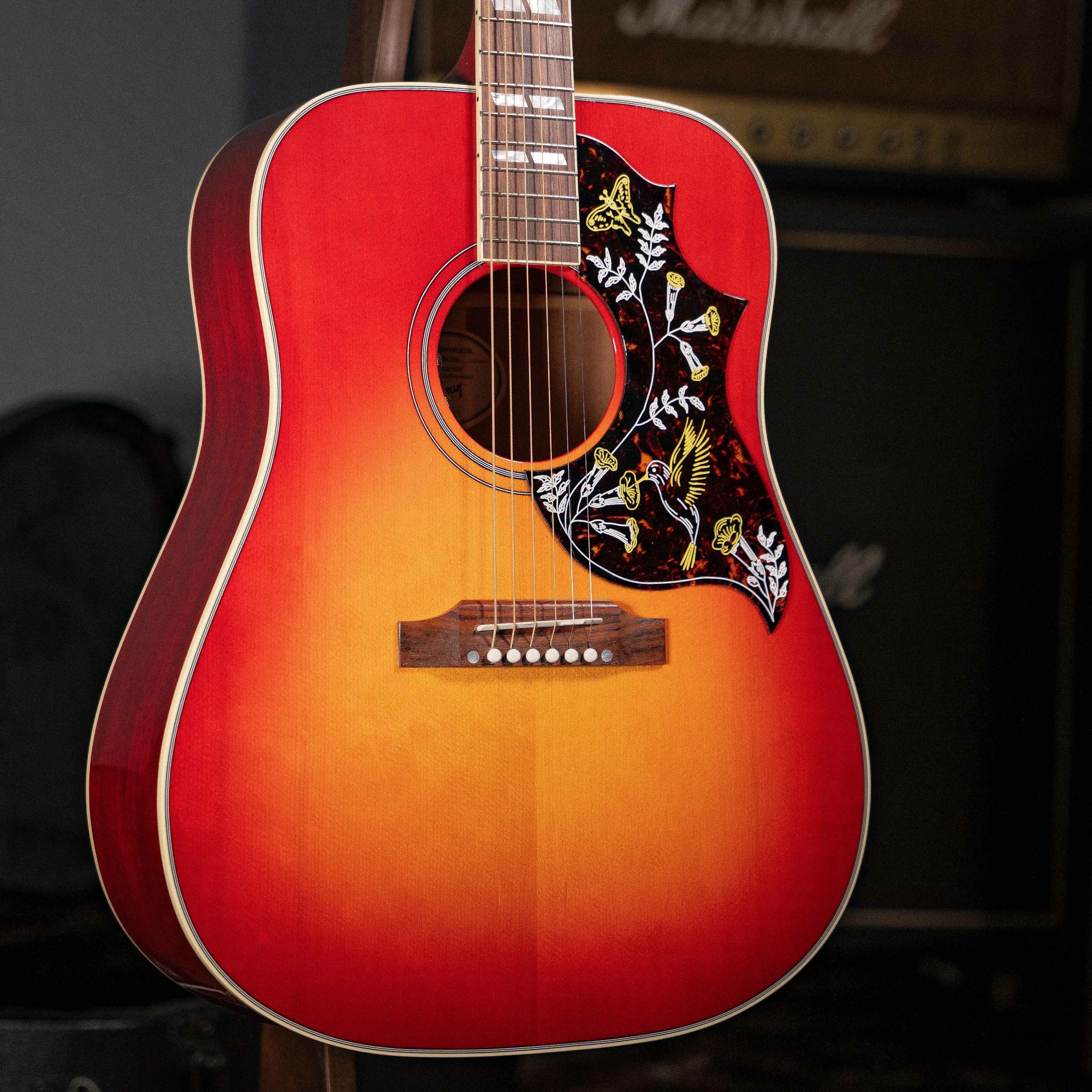 Gibson Hummingbird Standard Vintage Cherry Sunburst