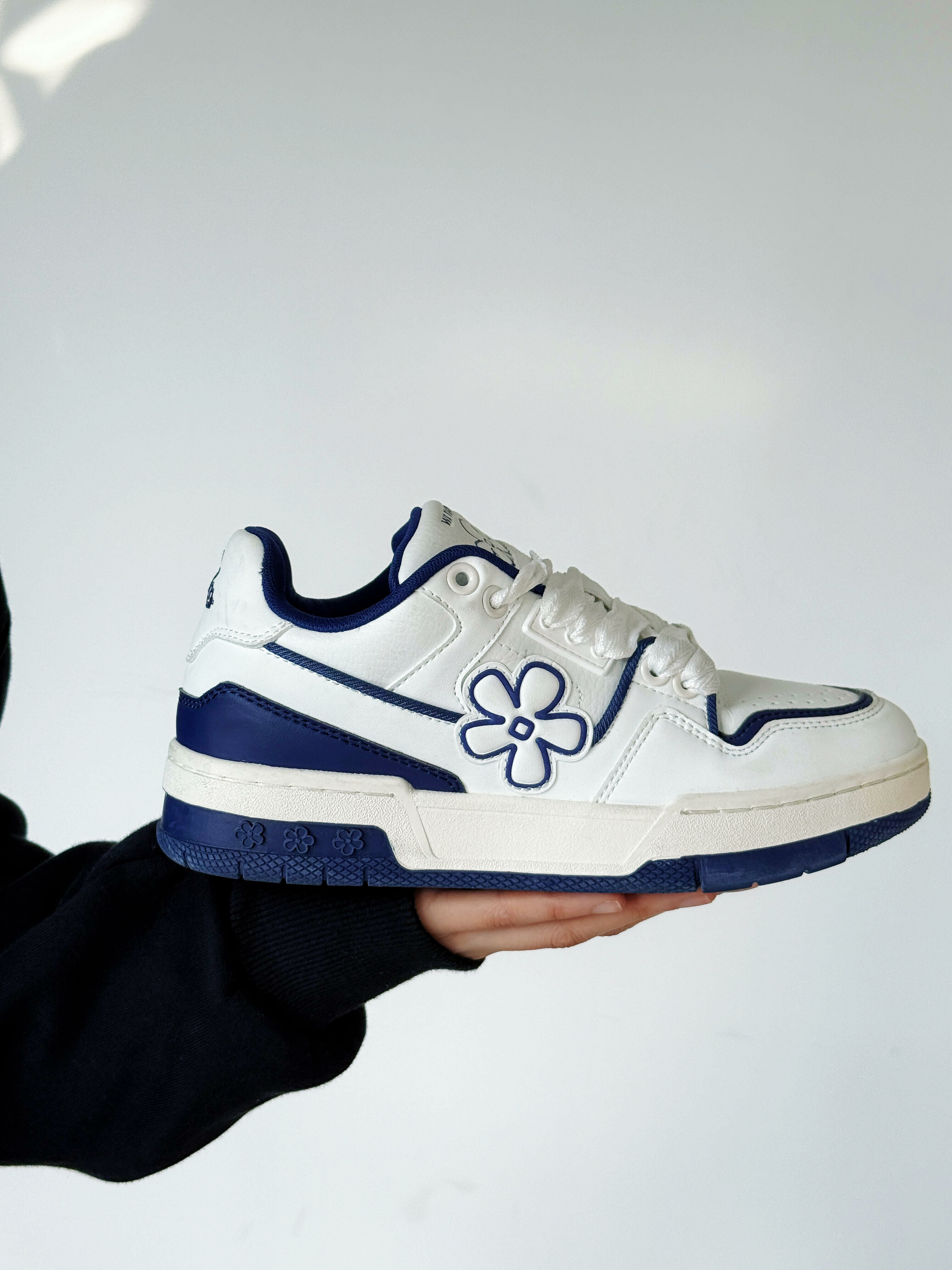 We Flower 小花鞋 老爹鞋 海軍藍 藍白 深藍 美式藍 板鞋 復古 厚底 麵包鞋/預購