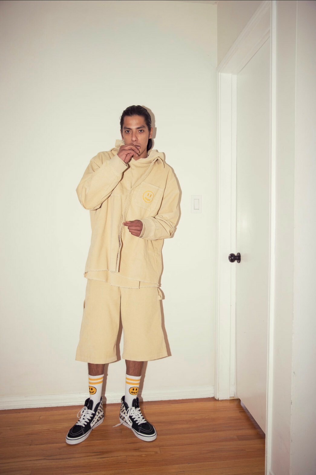 DREW HOUSE 兩色入 笑臉 字母LOGO 黑白長襪 襪子