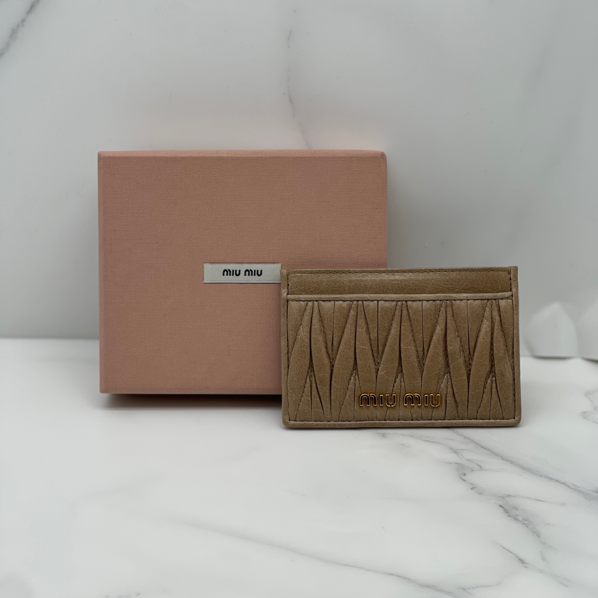 MiuMiu cardholder