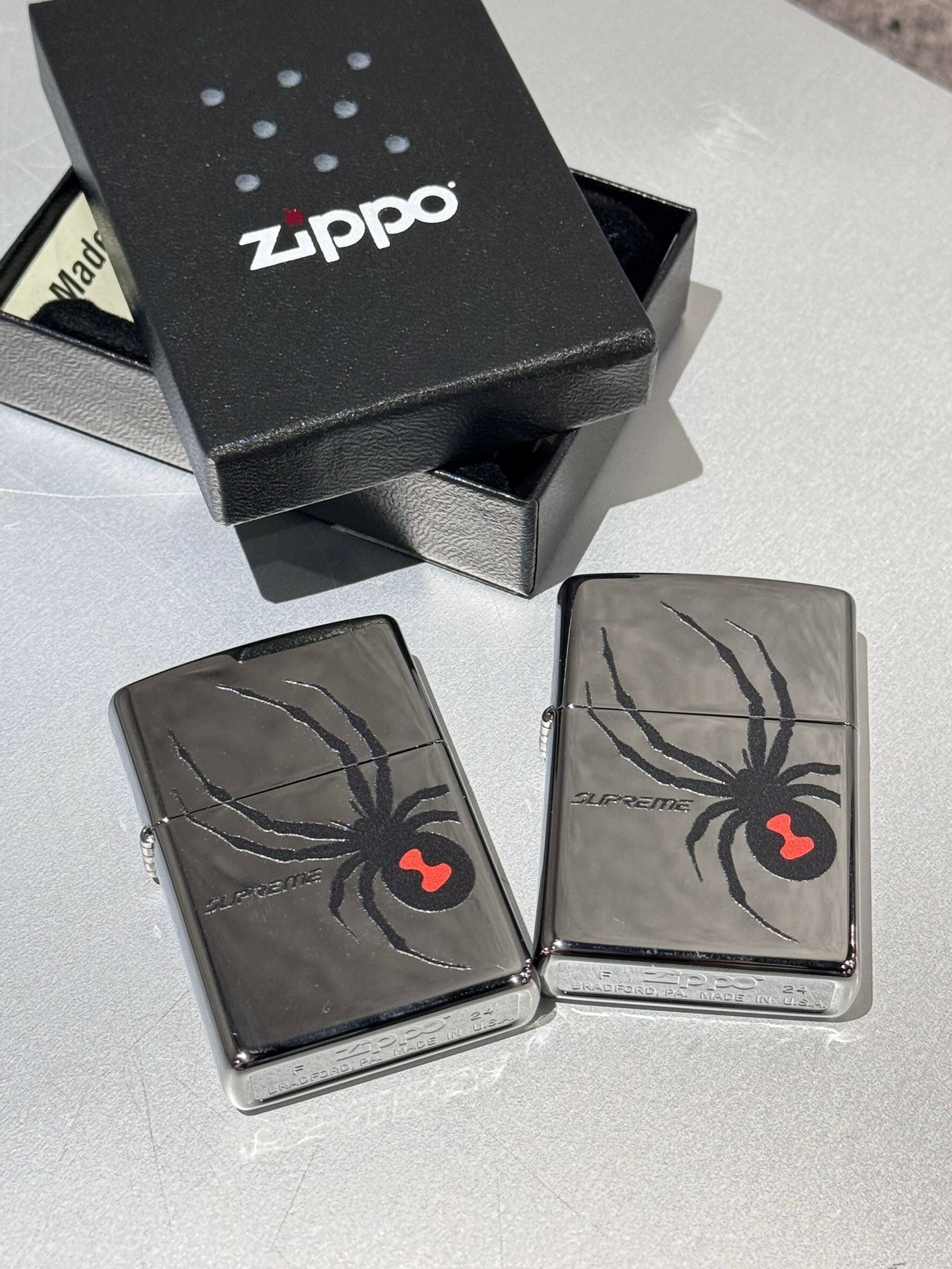 Supreme Spyder Zippo