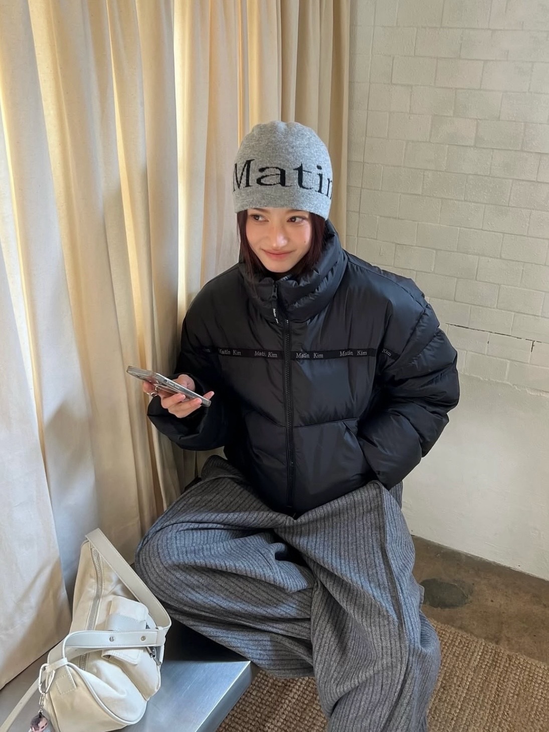 MATIN KIM 黑色灰色帽子