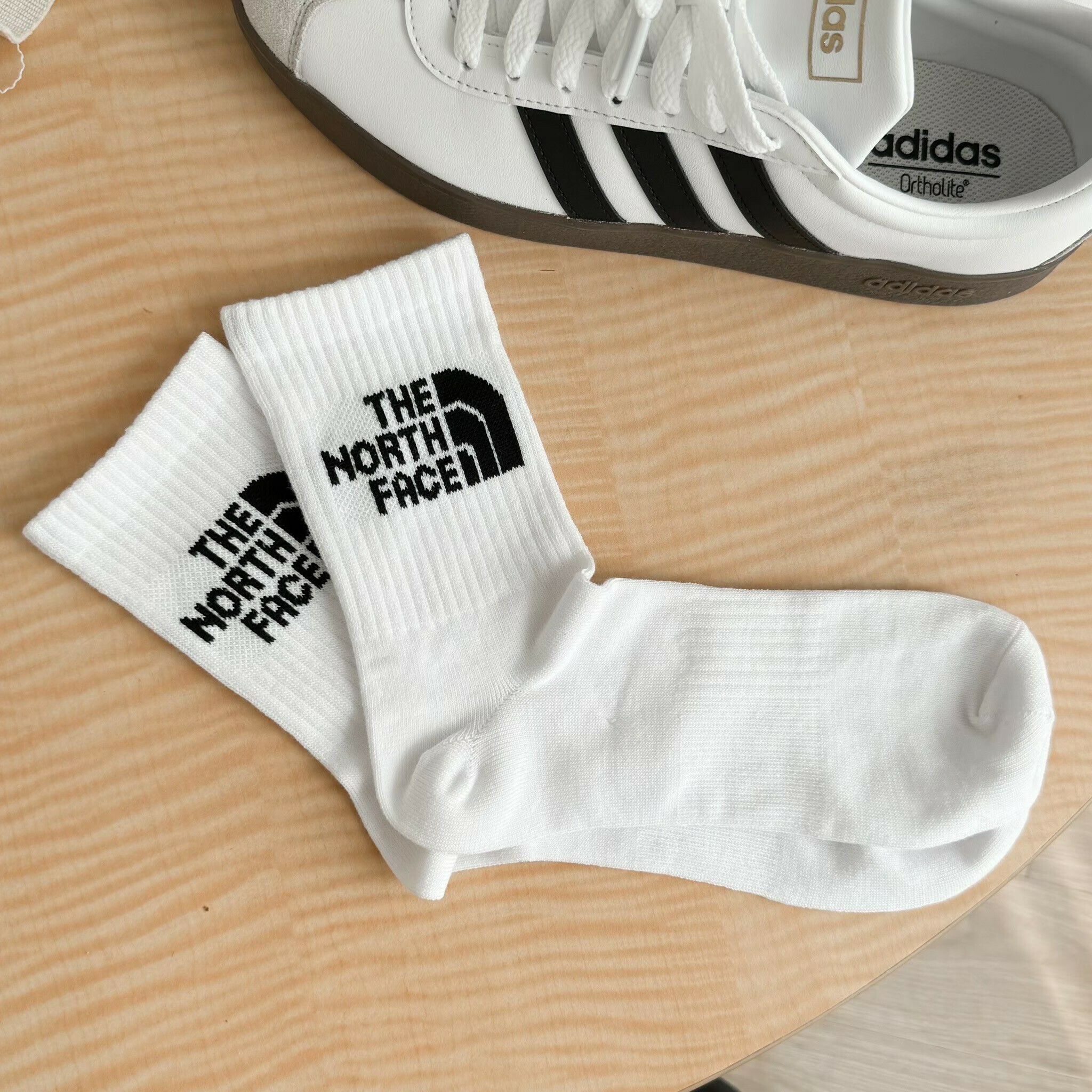 【現貨】The North Face Logo 日本北臉 CREW FREE RUN 長襪 兩入一組