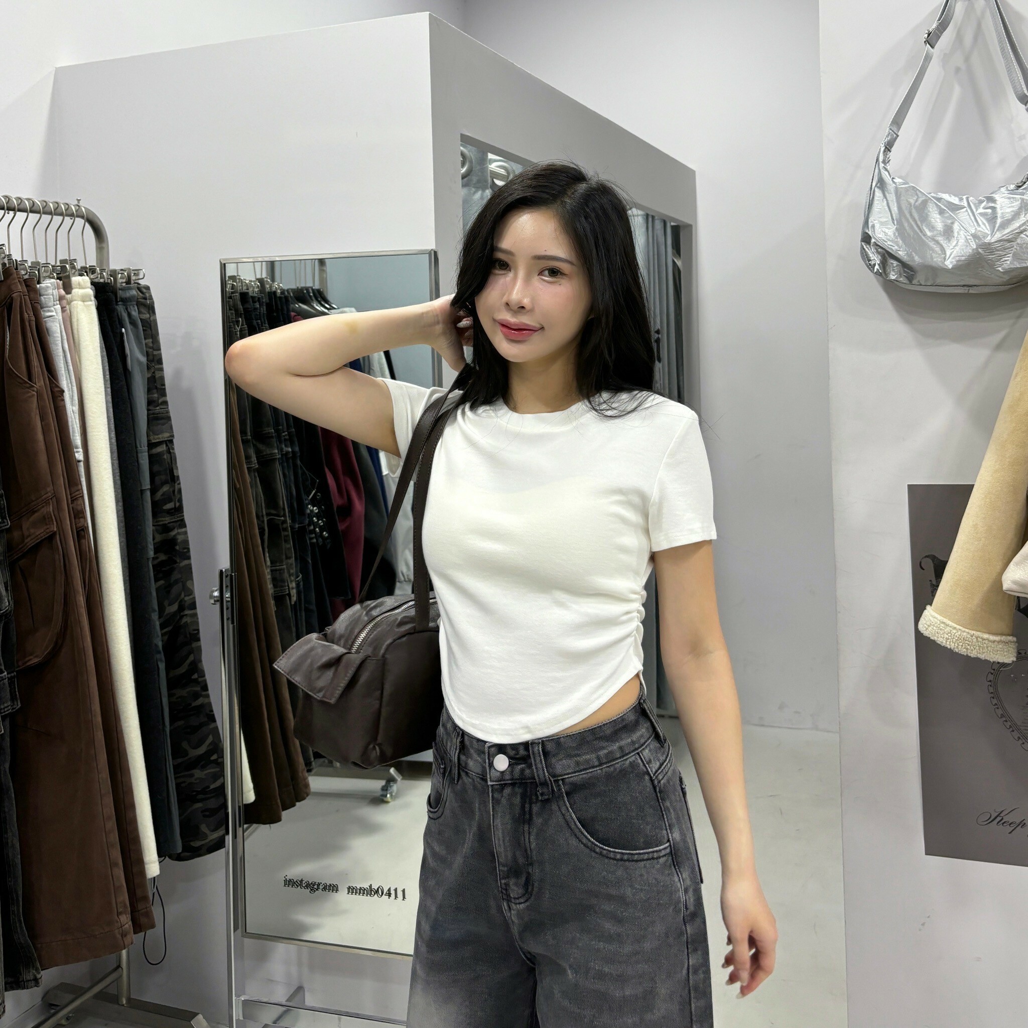 彈力圓弧側抓圓領短t