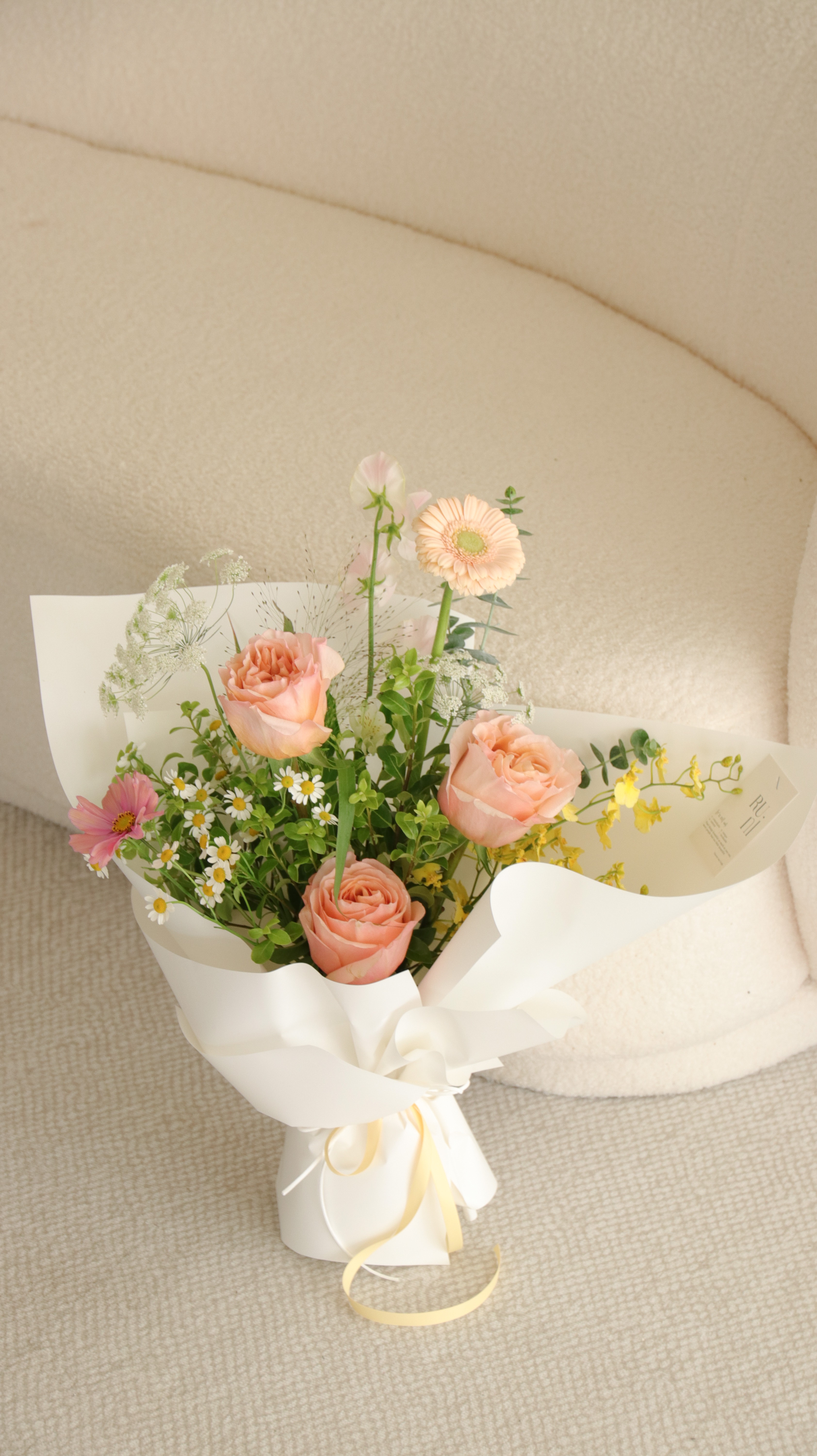 小花園香頌之戀-進口魅力玫瑰花束（此束有多尺寸可選）