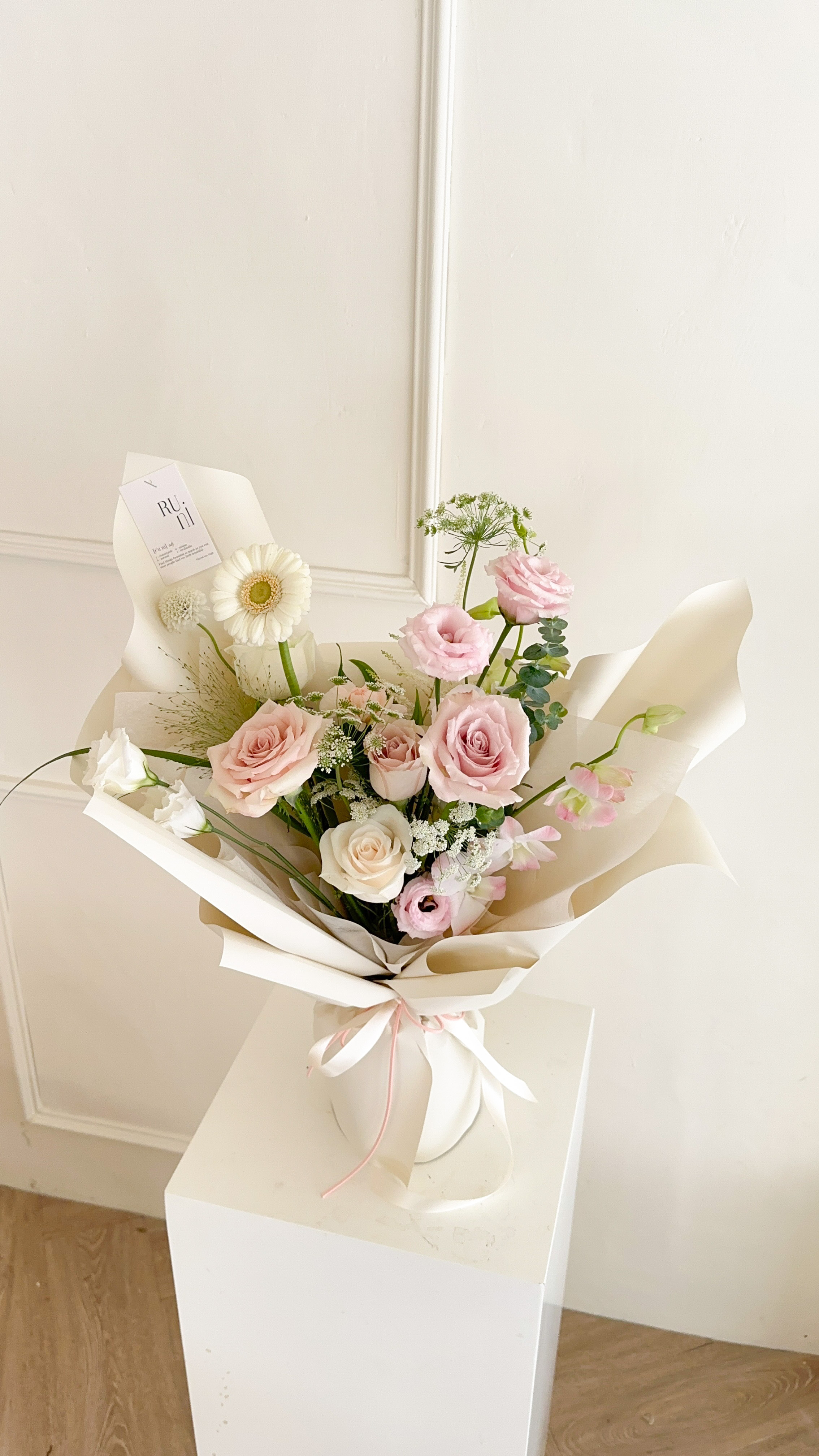 浪漫之戀-進口粉玫瑰綜合花束（此束有多尺寸可選）