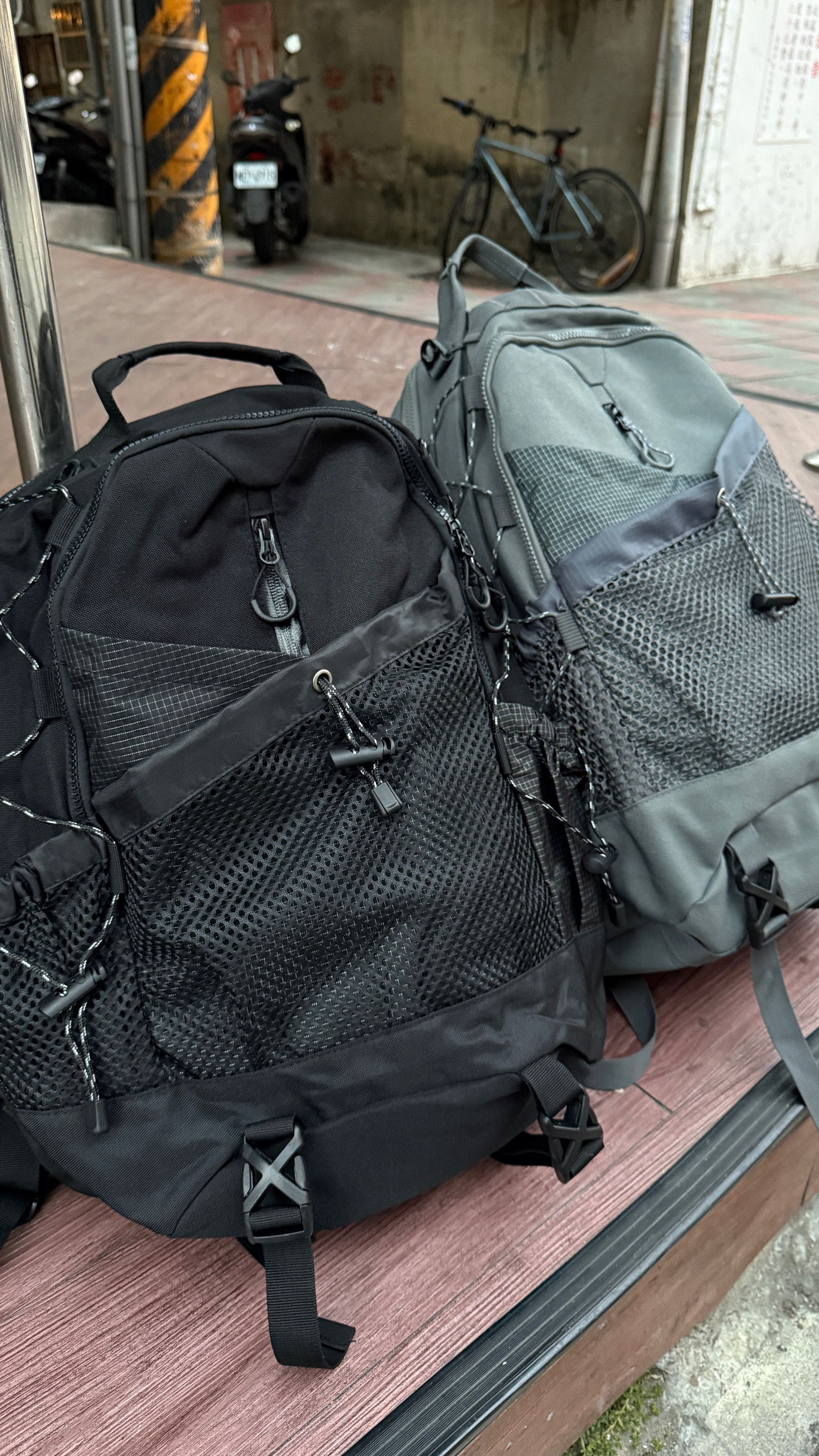 機能 大背包 自訂款 戶外機能 後背包 新款大容量 旅行背包 輕便 個性登山包 兩色現貨