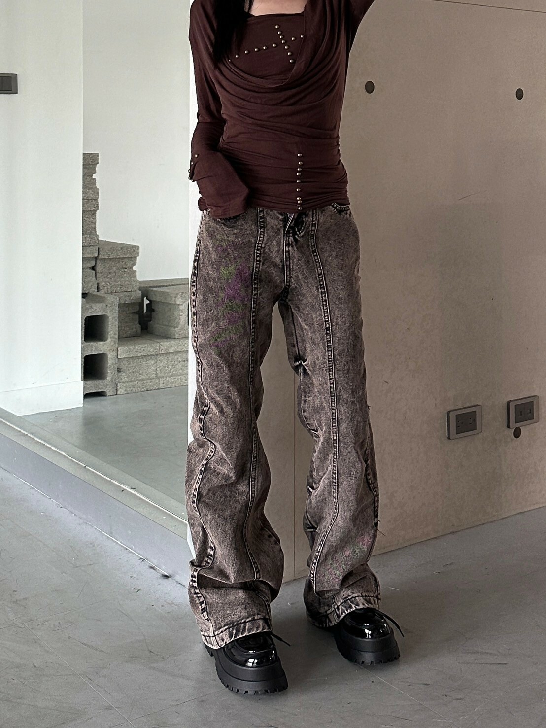 美式黑灰色褶皺造型 做舊牛仔褲