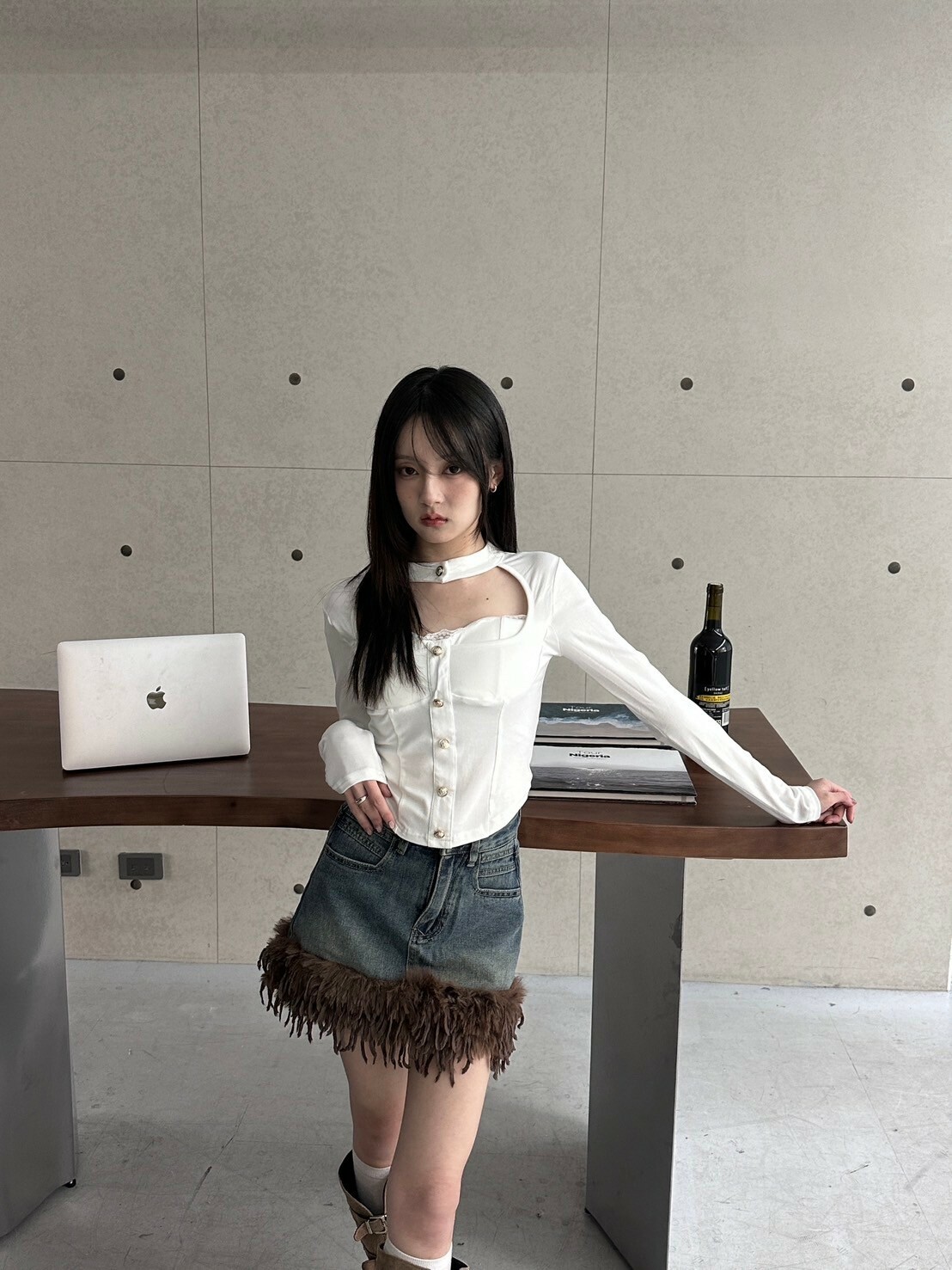 欲辣女友🐱 純欲掛脖修身上衣 2colors