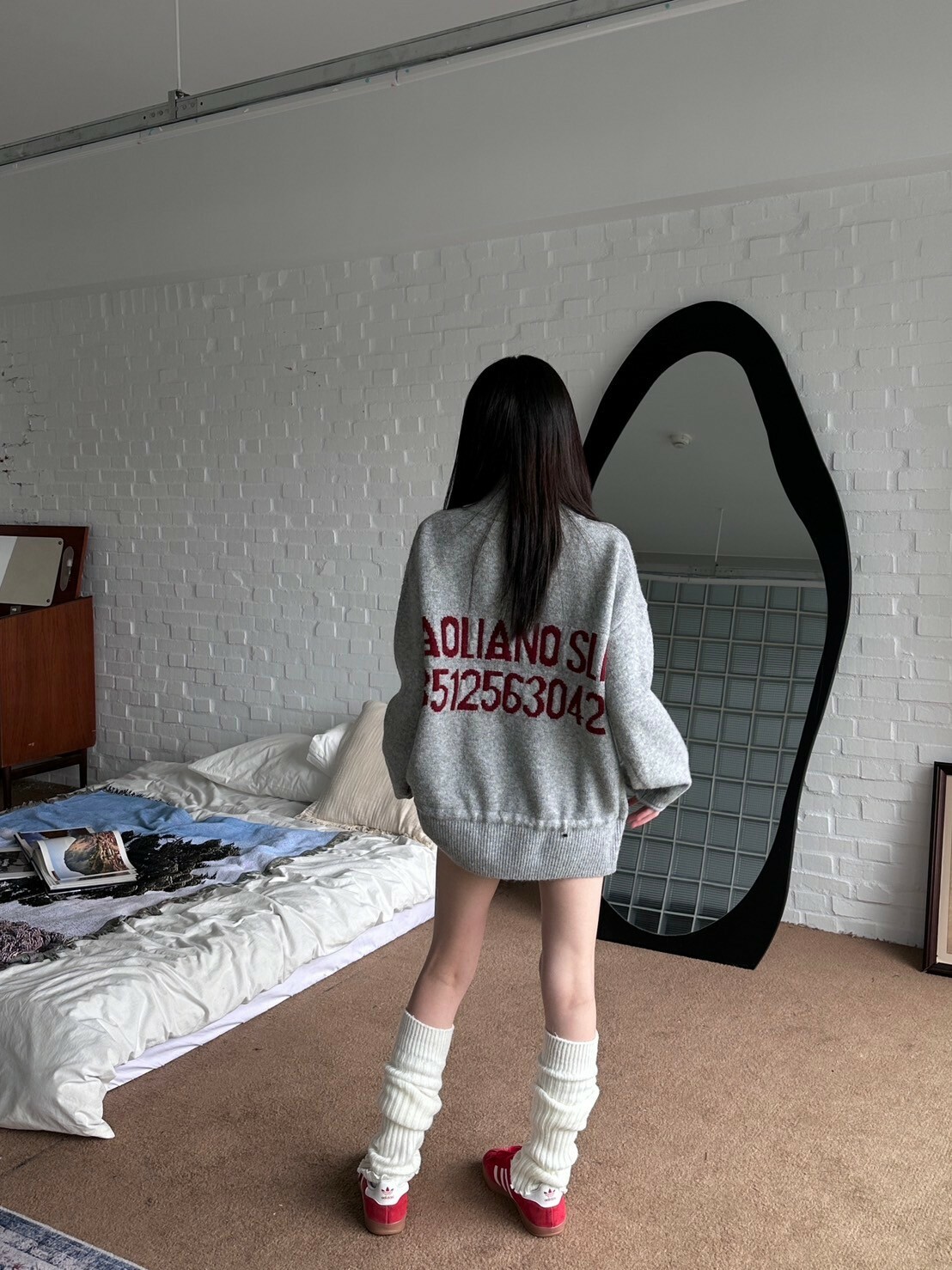 2ways領 紅色字母拉鏈針織毛衣