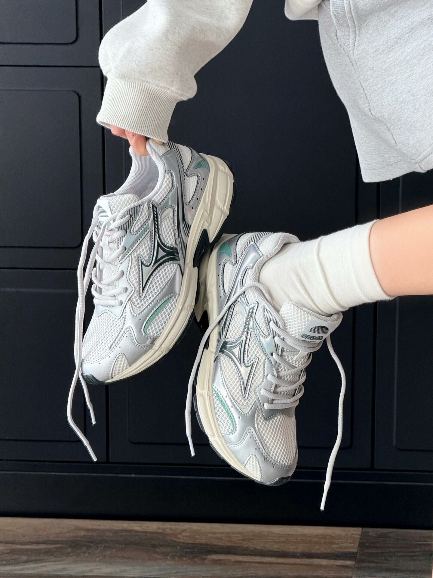 Mizuno 美津濃Speed 2K 鐳射銀綠Y2k 做舊復古慢跑鞋老爹鞋D1GH222921 Mizuno 美津濃Speed 2K 鐳射銀綠Y2k 做舊復古慢跑鞋老爹鞋D1GH222921
