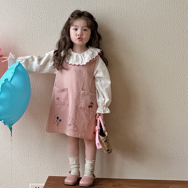 花邊米白上衣/粉色兔兔背心裙