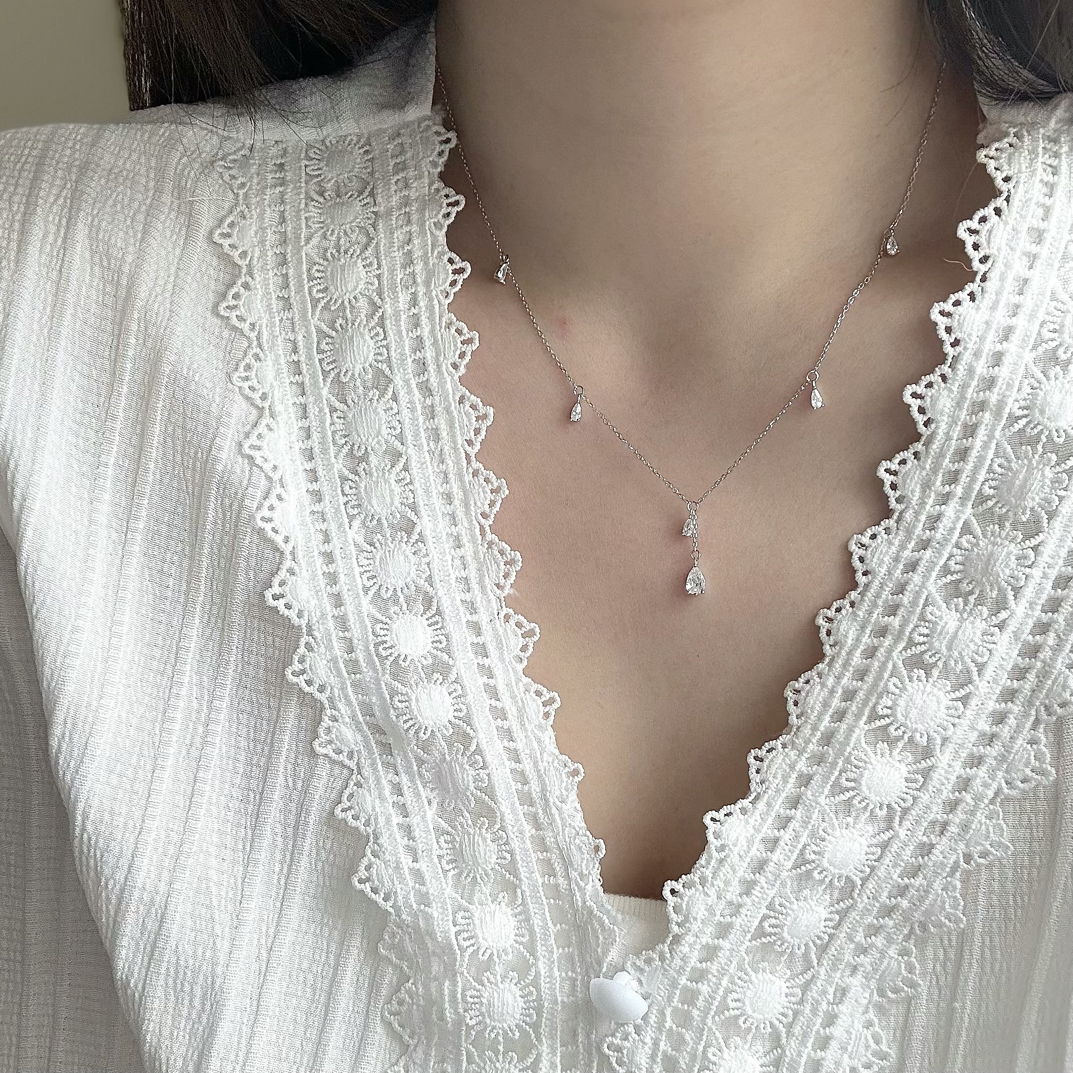 B04分布式水滴鑽純銀鎖骨鏈