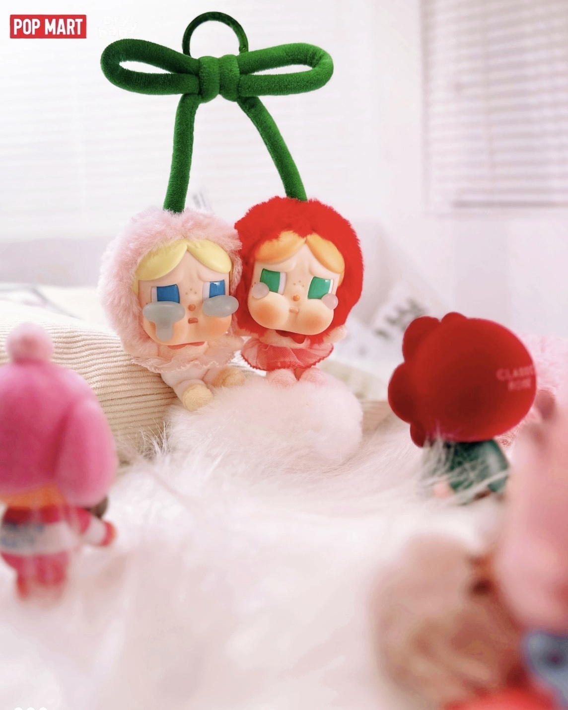 <官方正版授權>POP MART 泡泡瑪特 哭娃 Crybaby 甜在一起 櫻桃 漂浮手辦 吊卡 掛件 吊飾 蝴蝶結 磁吸