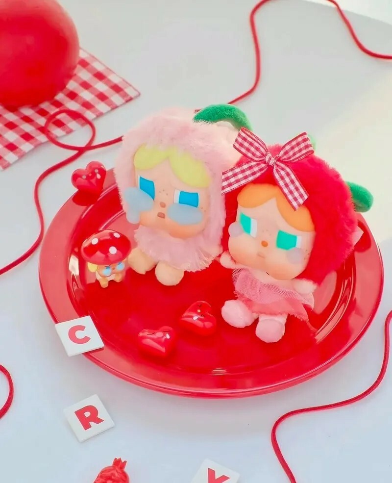 KTQ STORE ‧ 泡泡瑪特 CRYBABY 愛神的眼淚 哭娃 櫻桃吊卡 糖膠