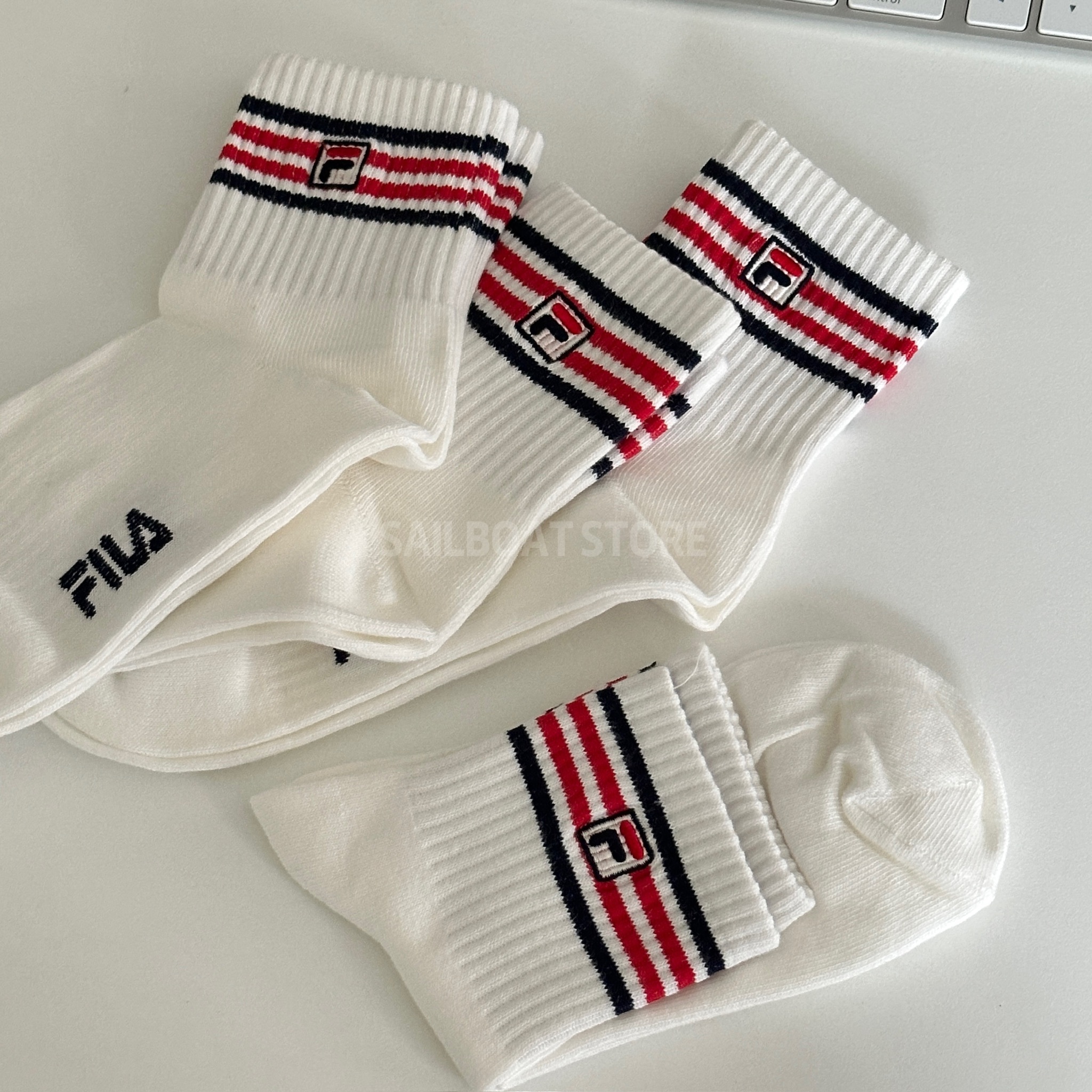 #現貨供應 FILA 刺繡 短襪 襪子