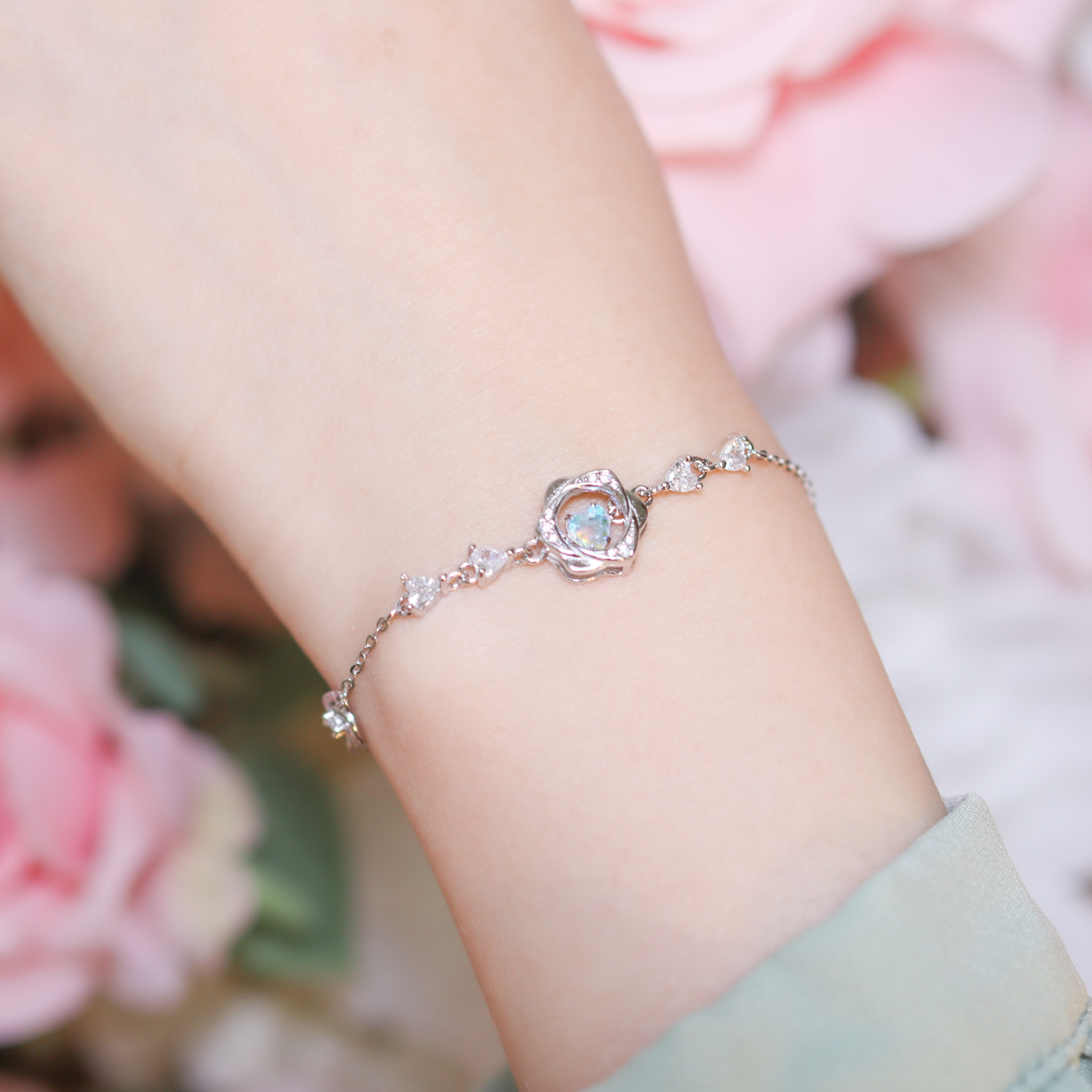 | 925銀丨懸浮花漾愛意手鏈 | BR1254 |