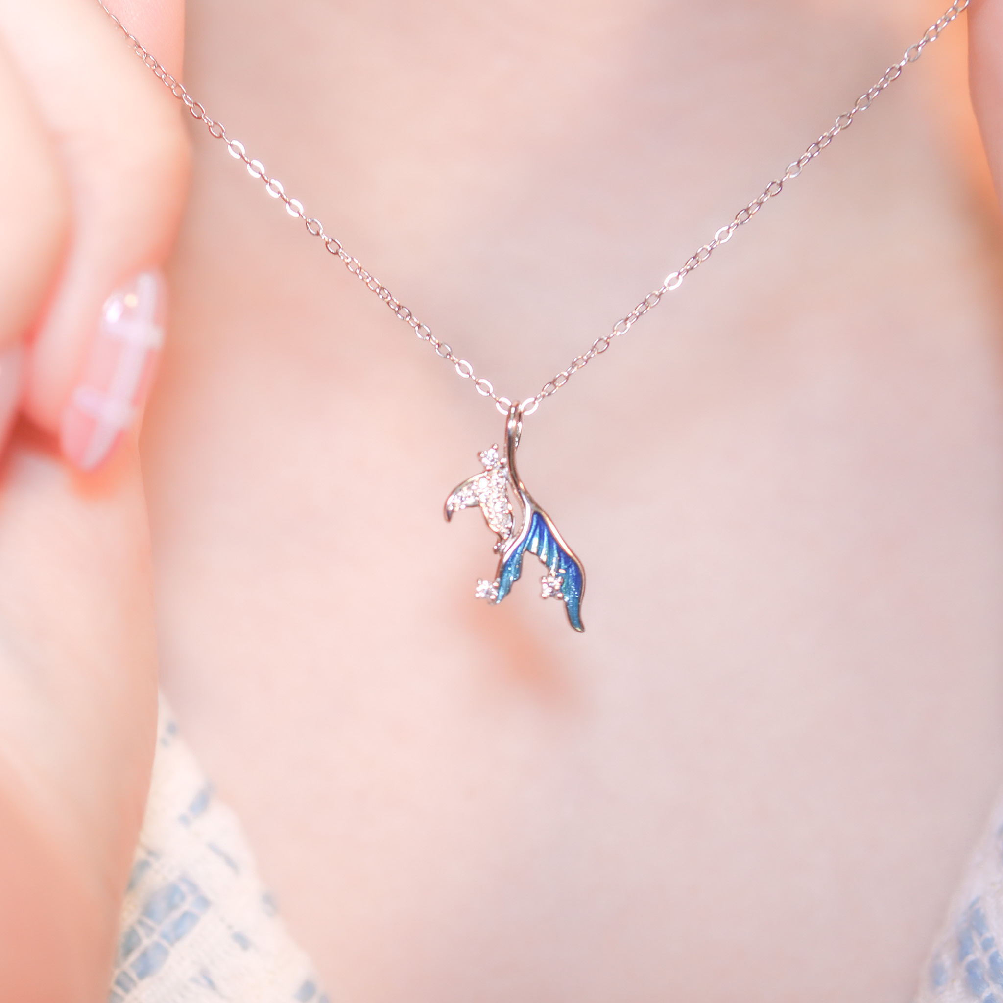 | 925純銀・白金 | 沁藍勇氣魚尾項鍊 | NE1320|