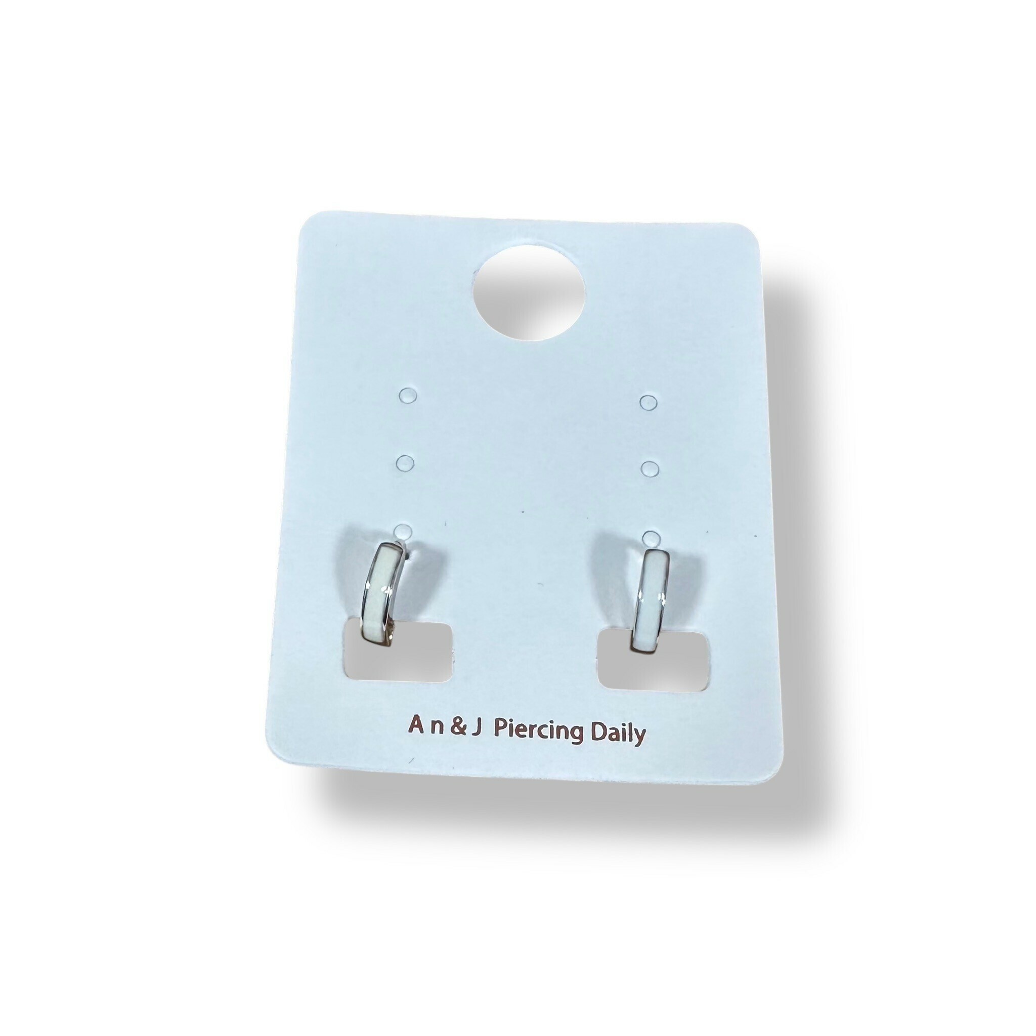 易扣-素色圈 白 6M(銀針)