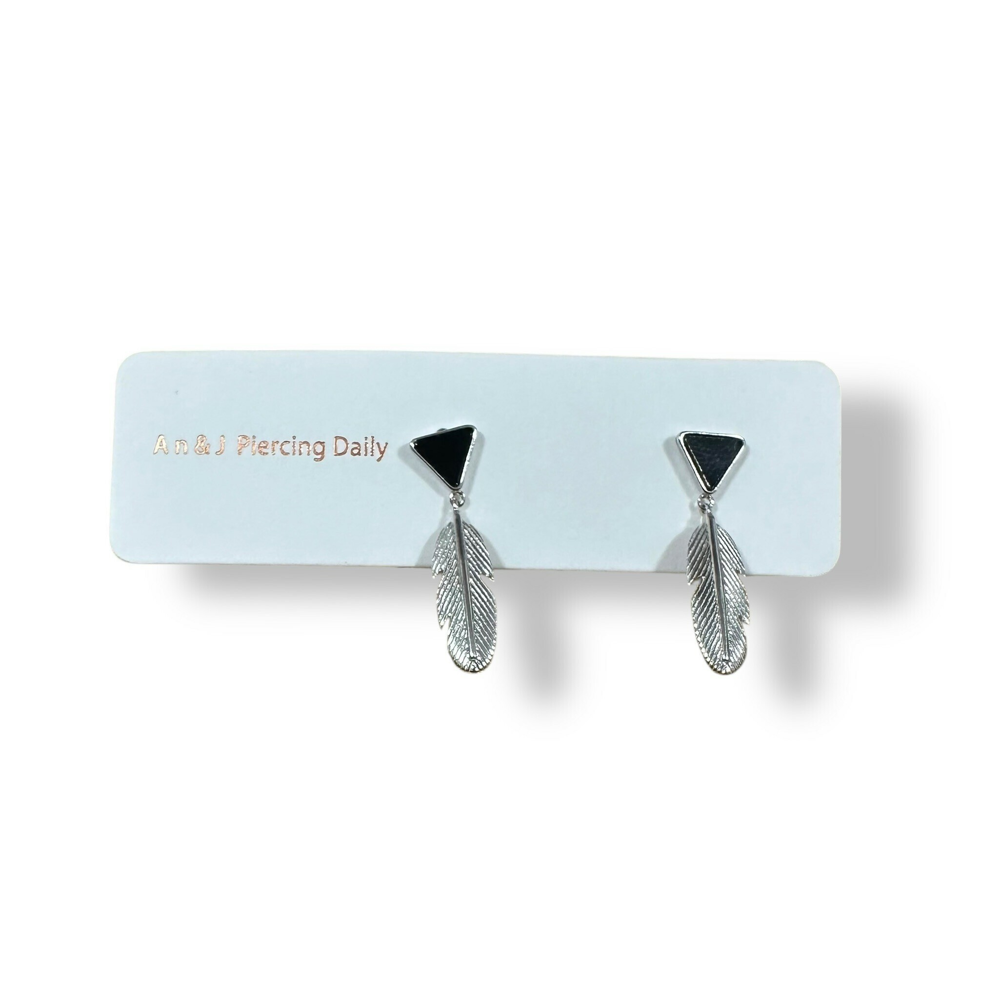 針式-倒三角吊羽毛(銀針)