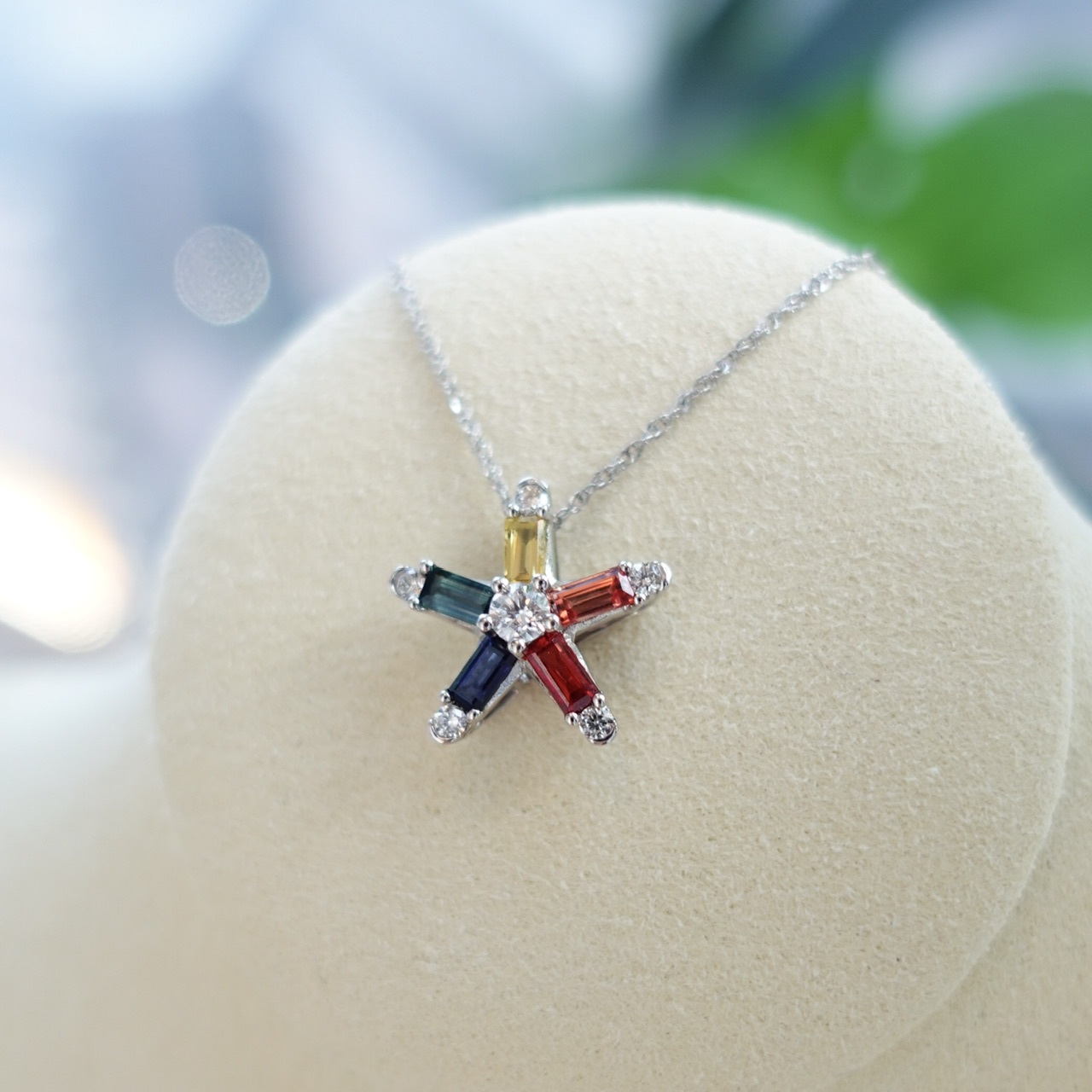 18K金彩虹藍寶石鑽石吊墜-星形